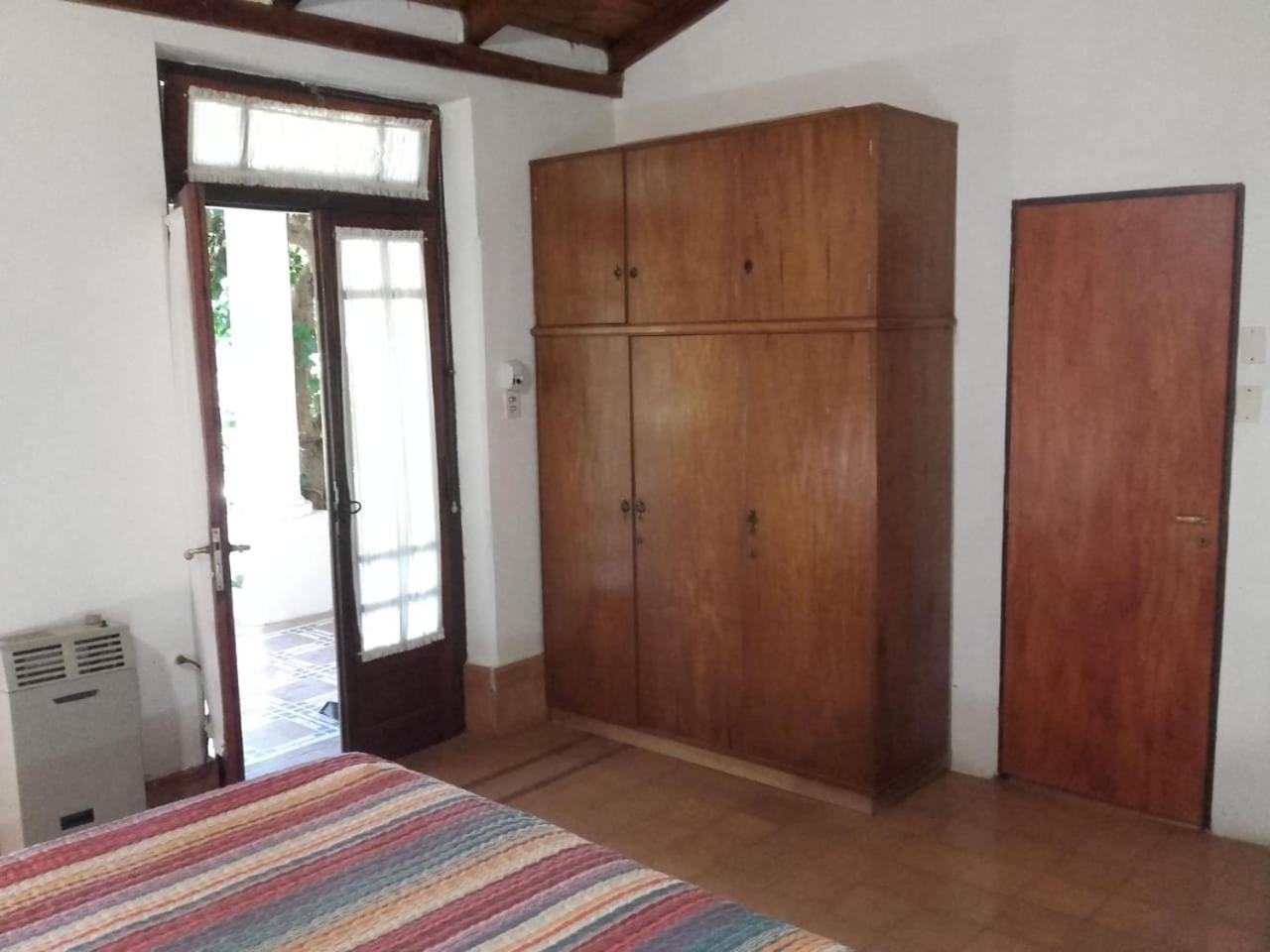 Large Double Room photo 3