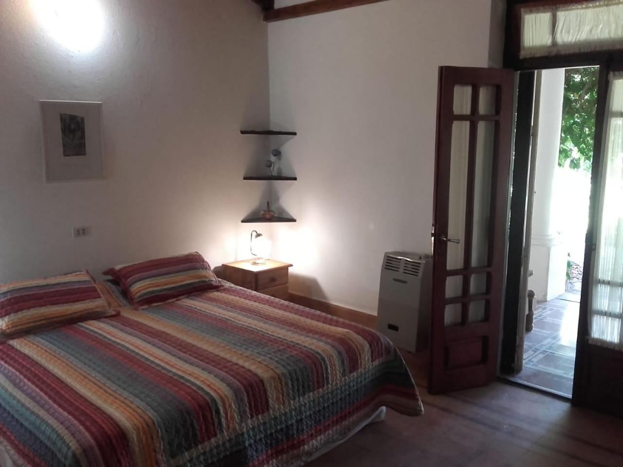 Large Double Room photo 2