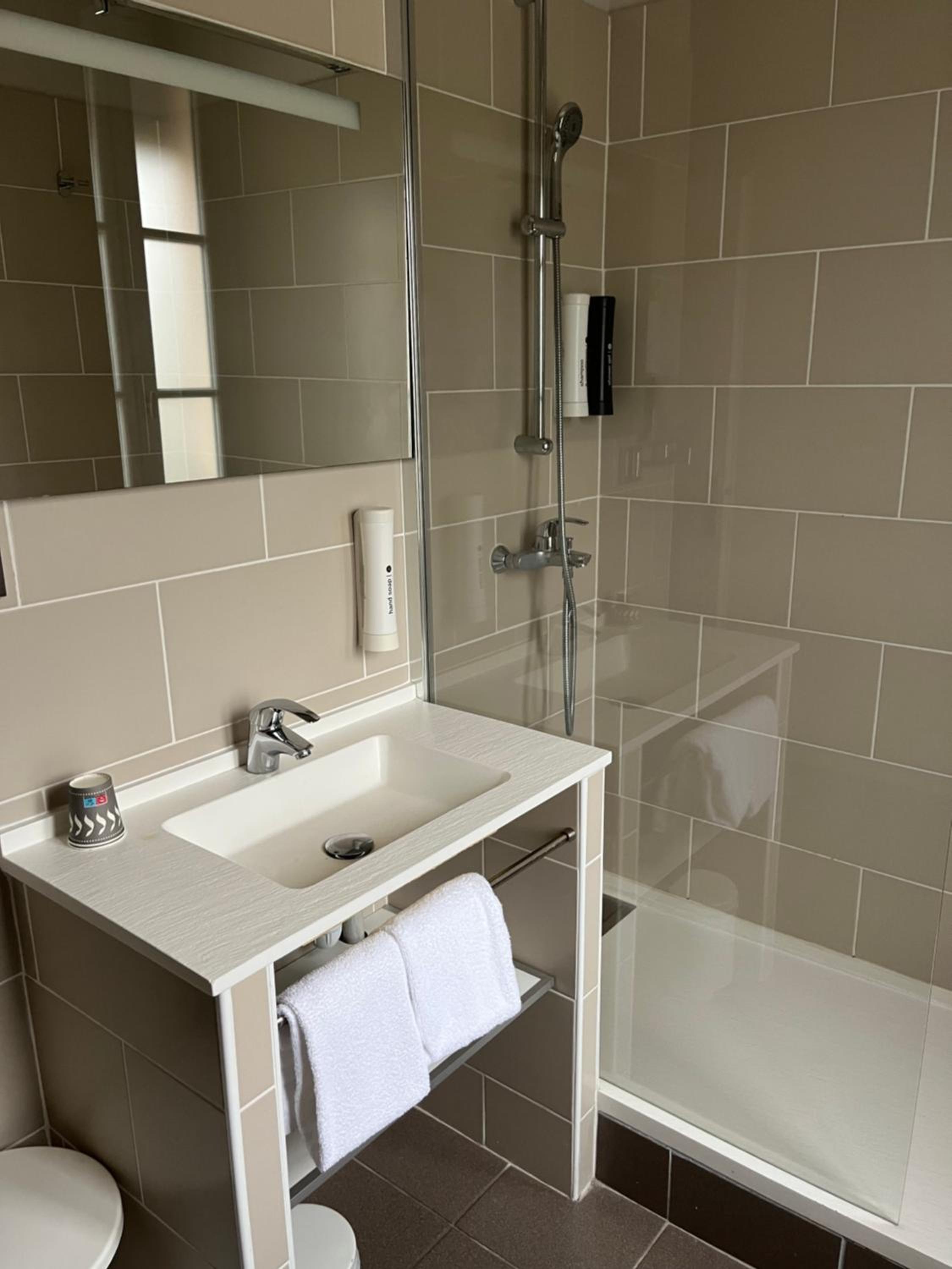 Twin Room with Air Conditioning