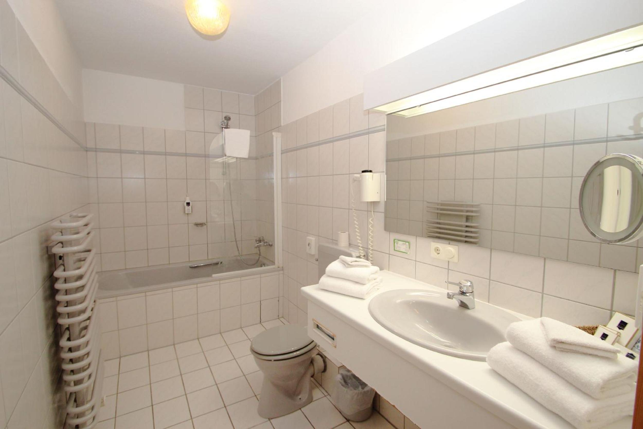 Suite - Photo 2