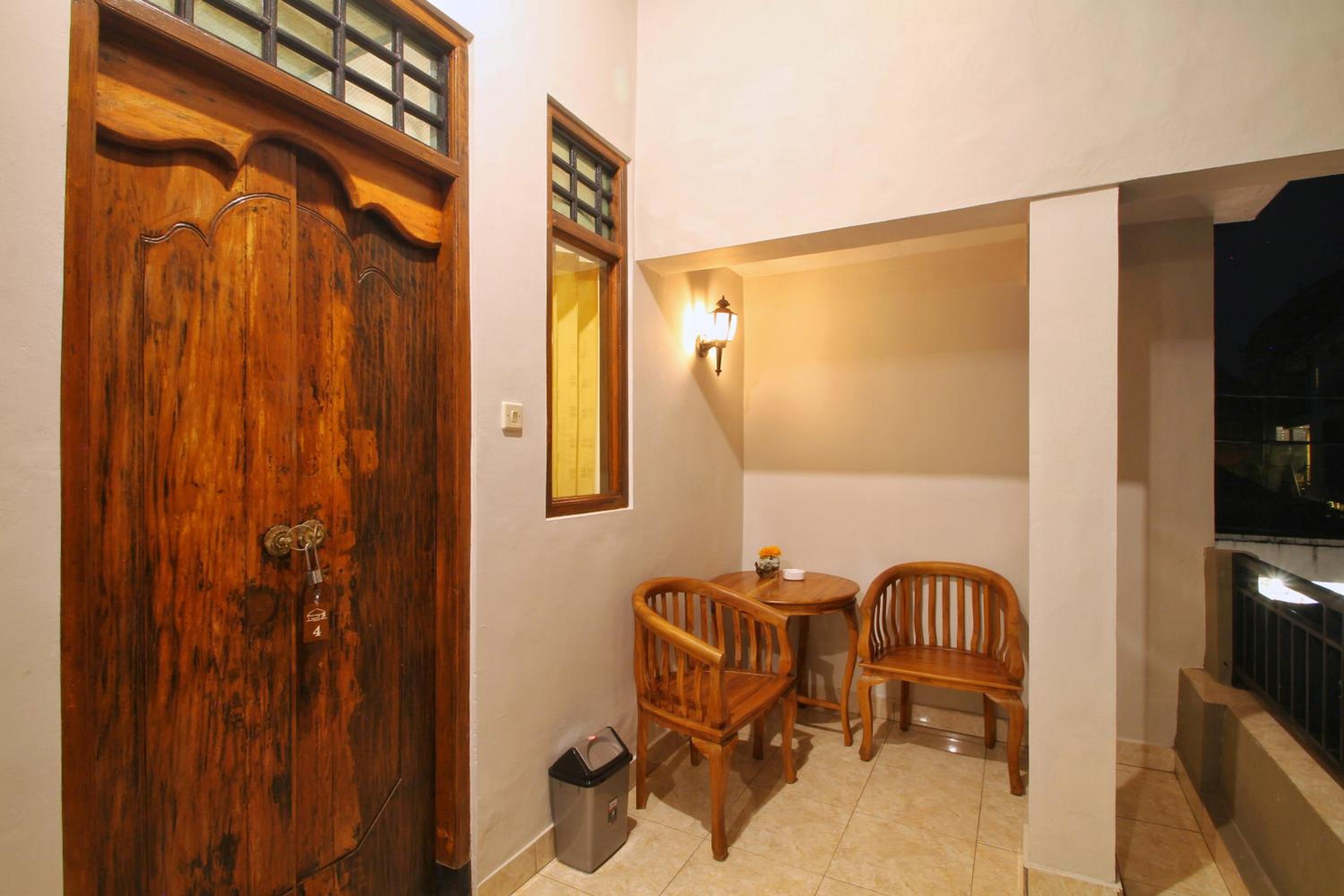 Standard Double Room - Photo 6