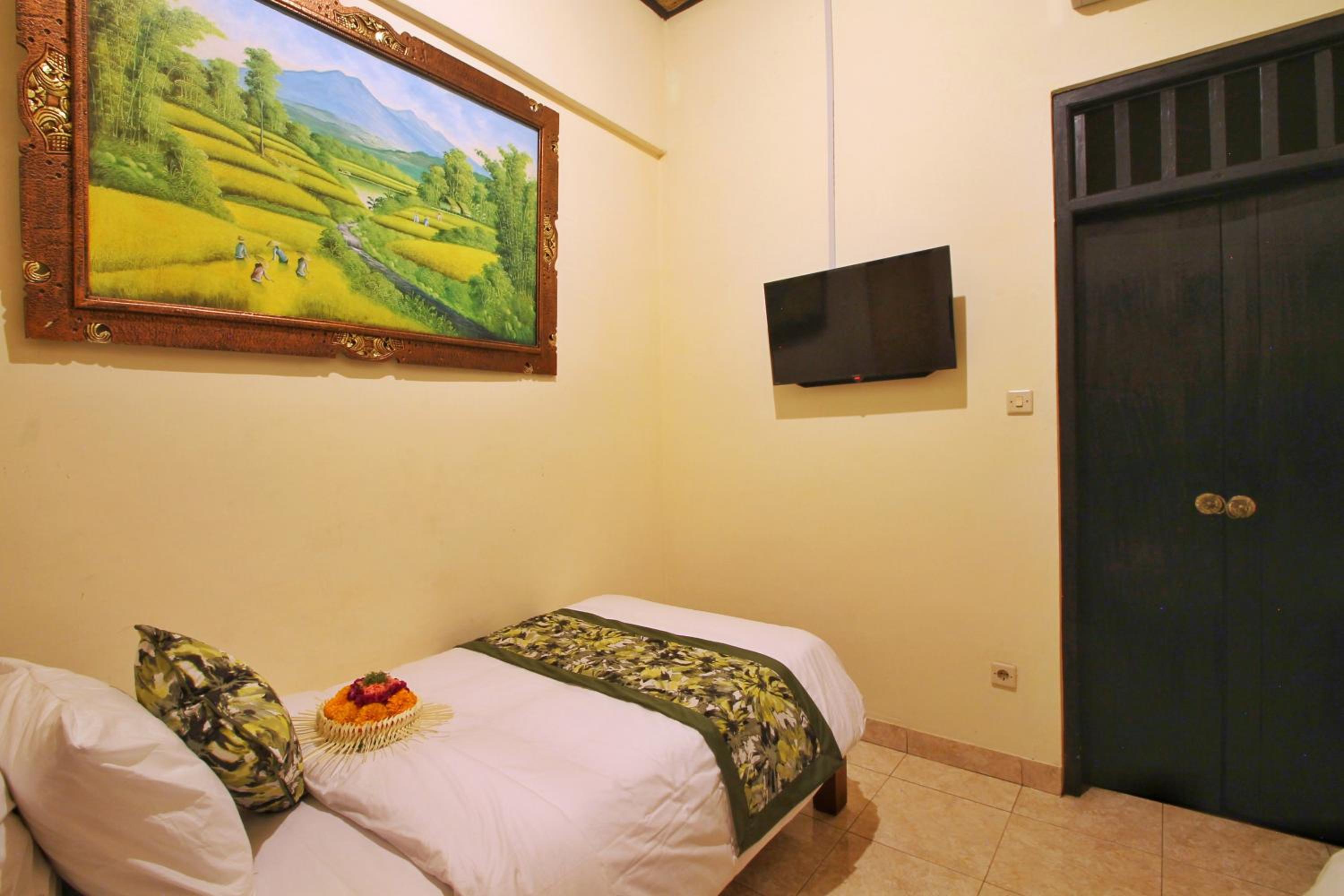 Standard Double Room - Photo 7