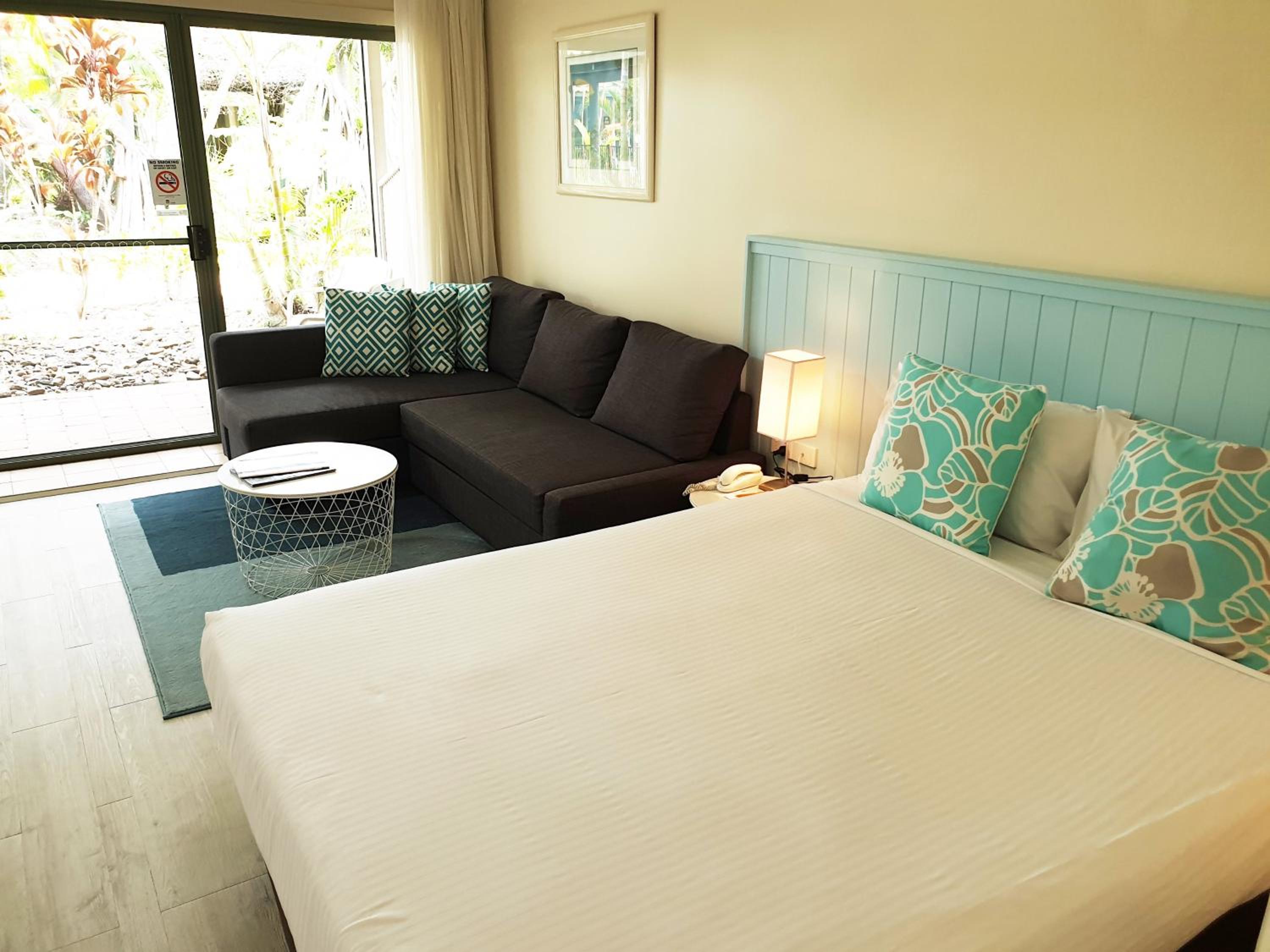 Queen Room photo 2