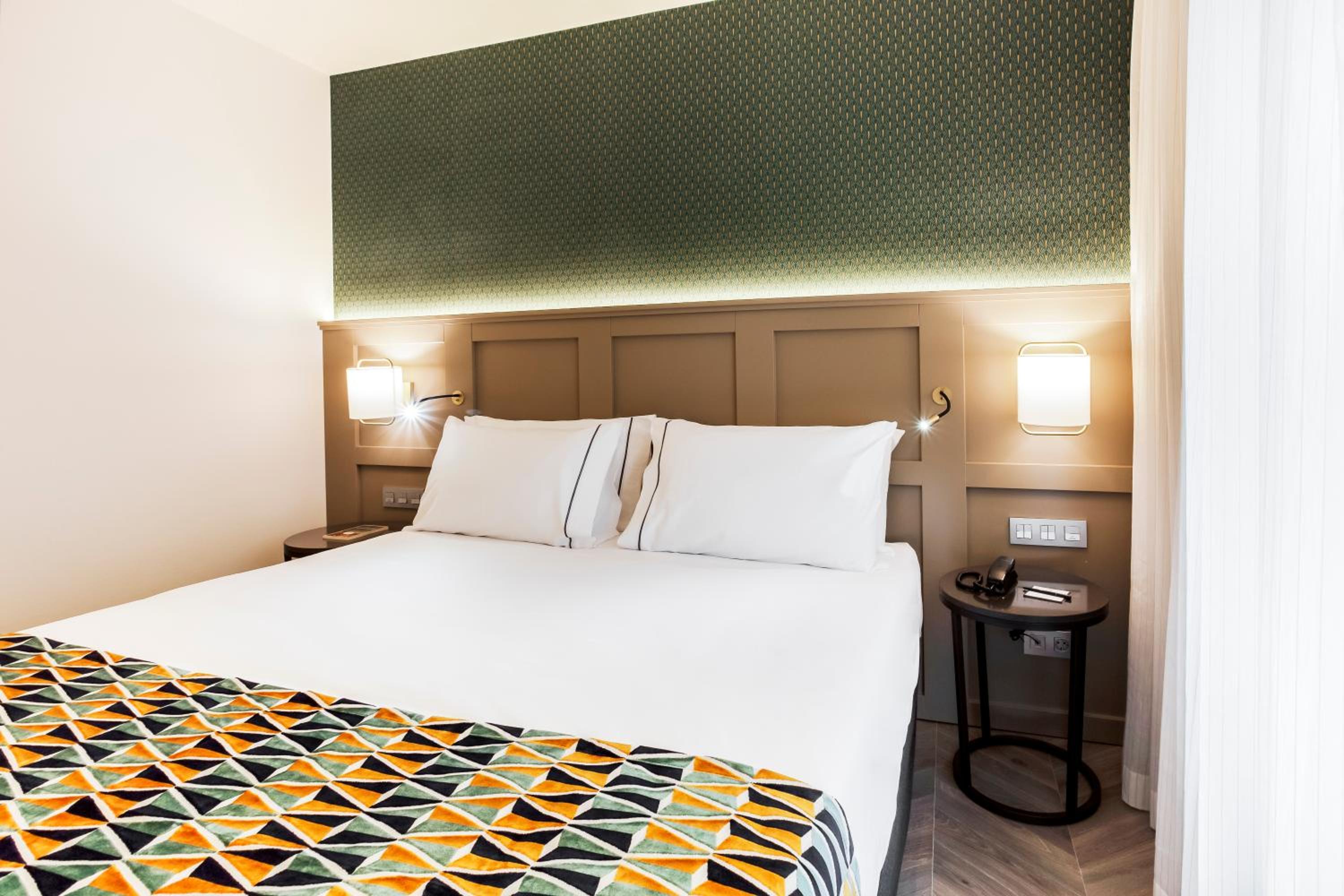 Economy Double Room - Photo 1