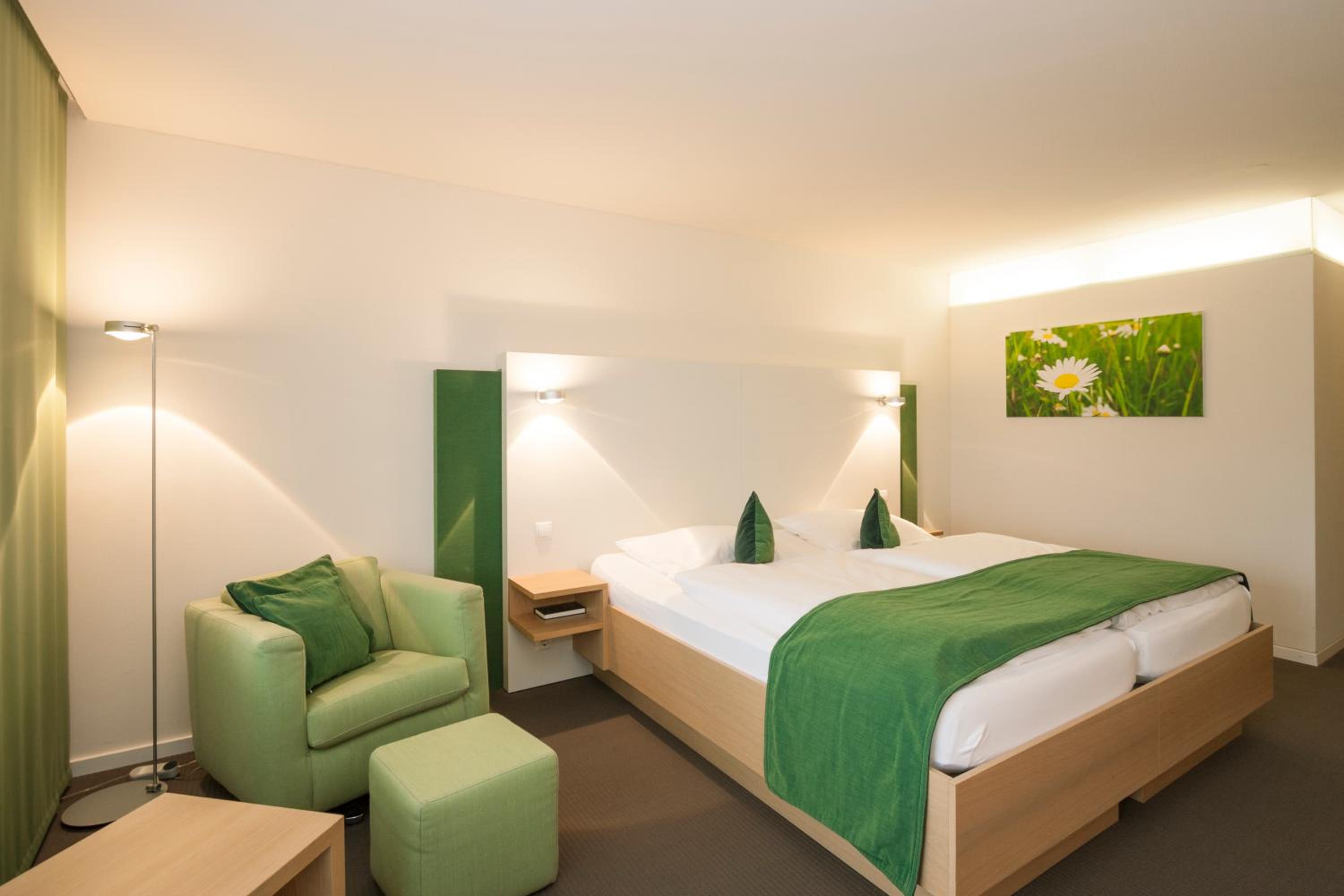 Deluxe Double Room with Balcony - Photo 1