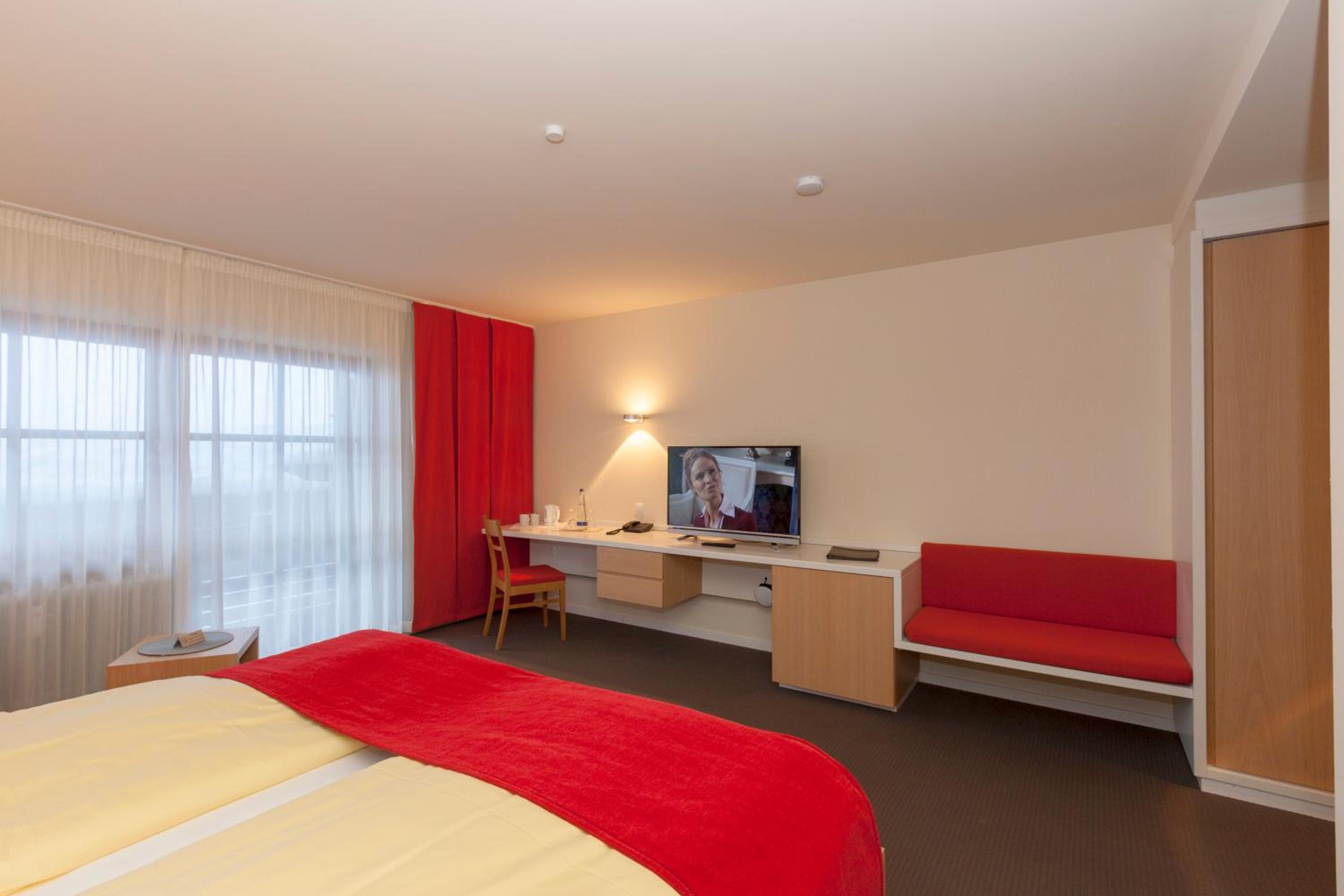Double Room - Photo 5