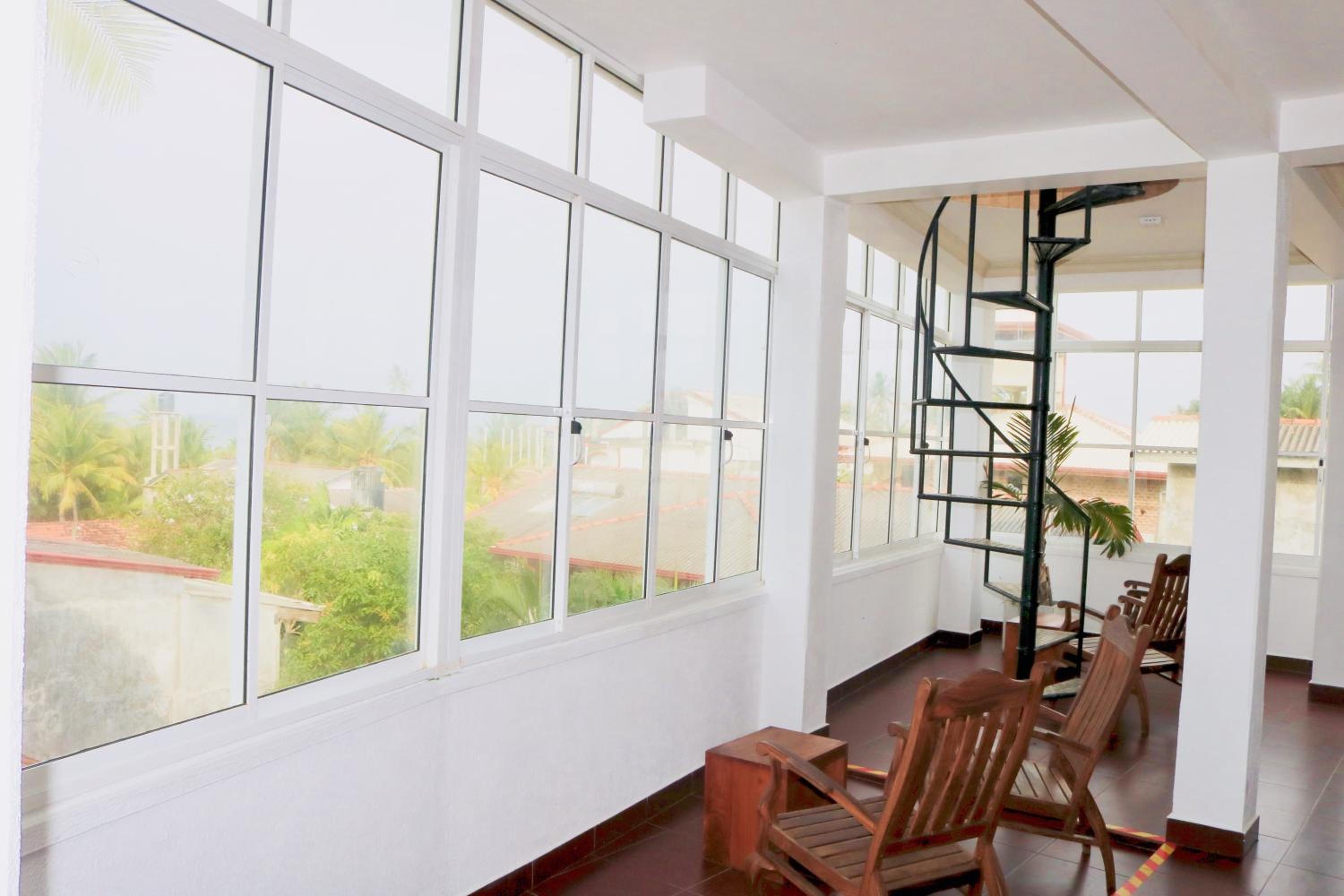 Double Room with Sea View - Photo 6