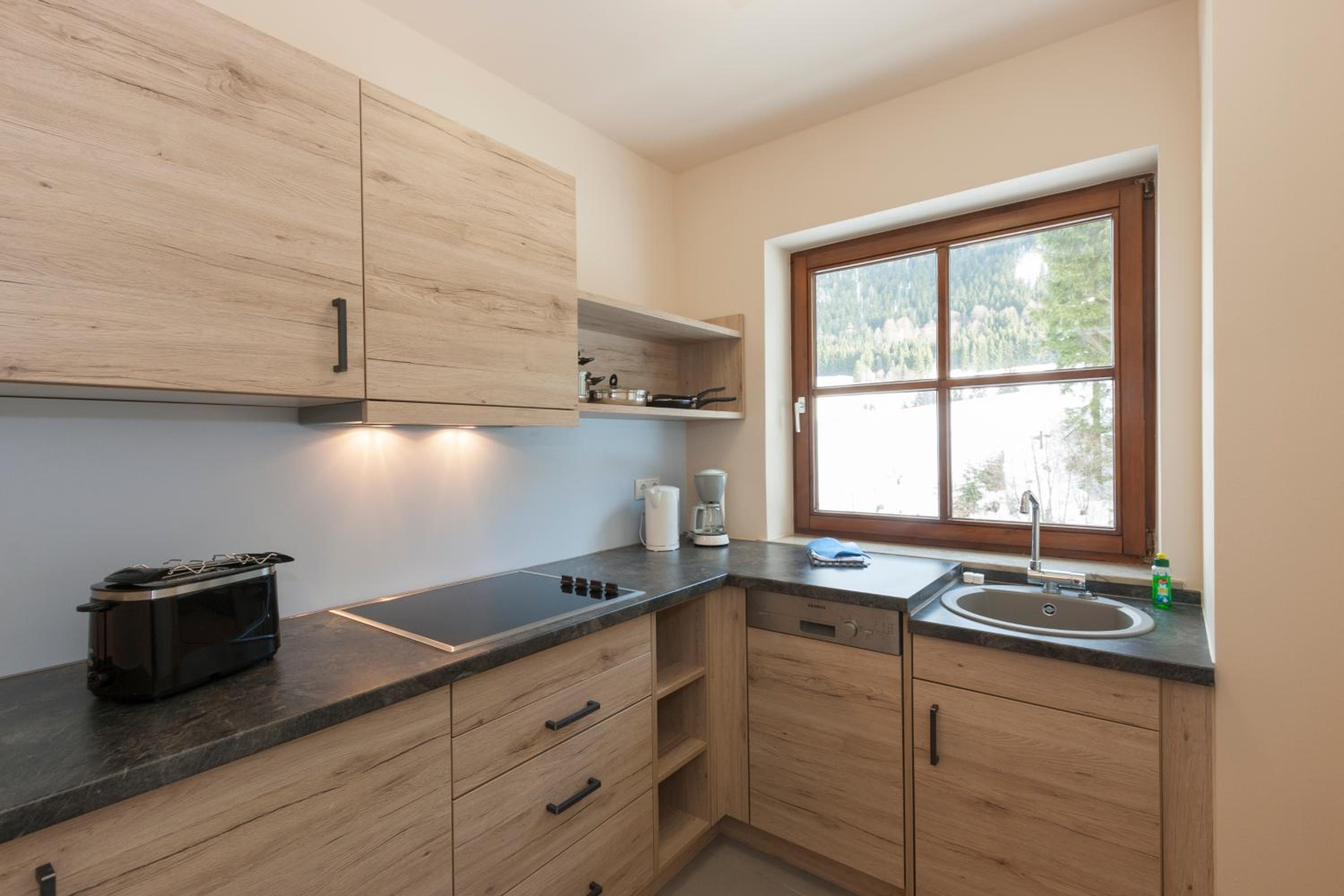 Studio Apartment - Photo 5