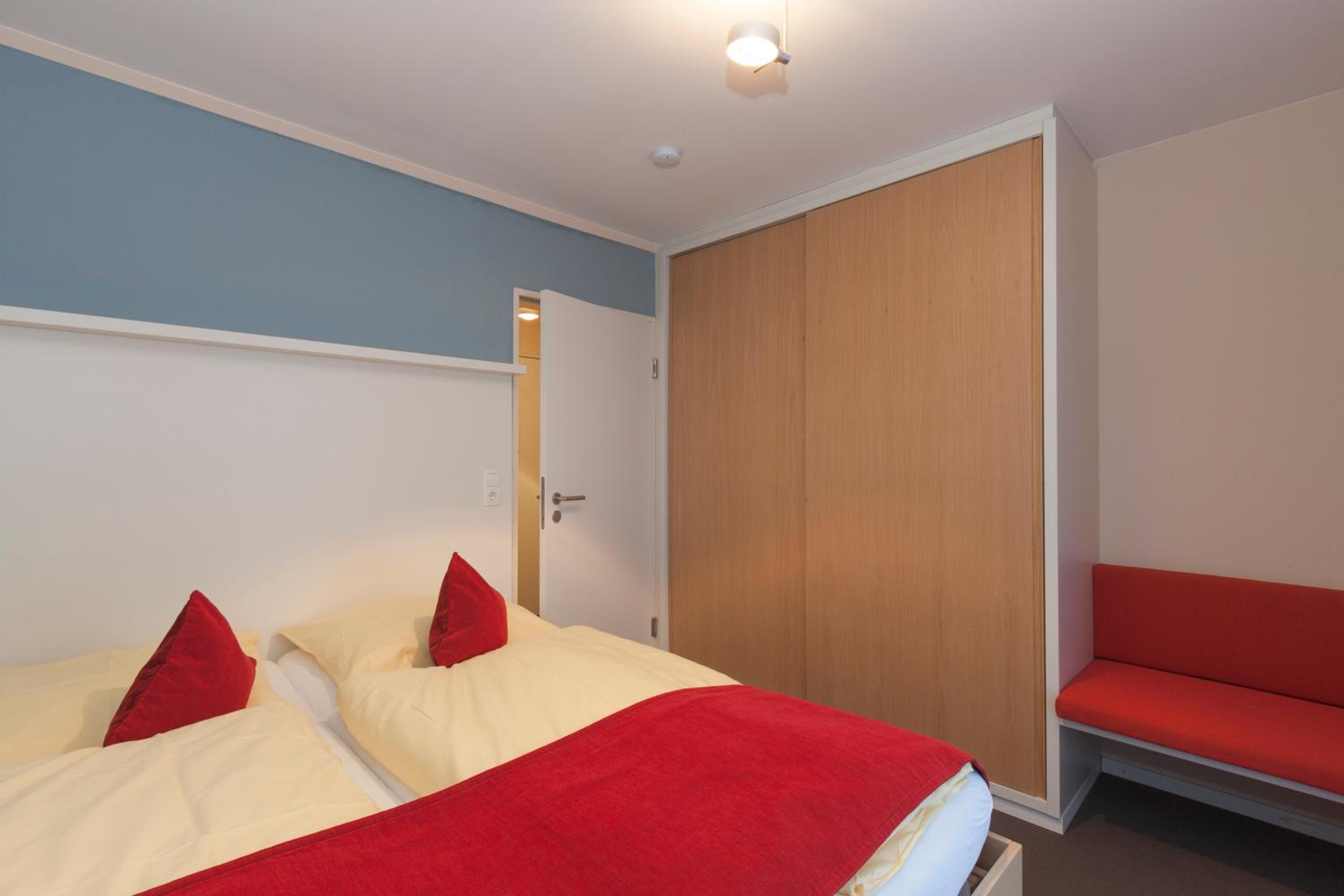 Apartment with Terrace - Photo 2