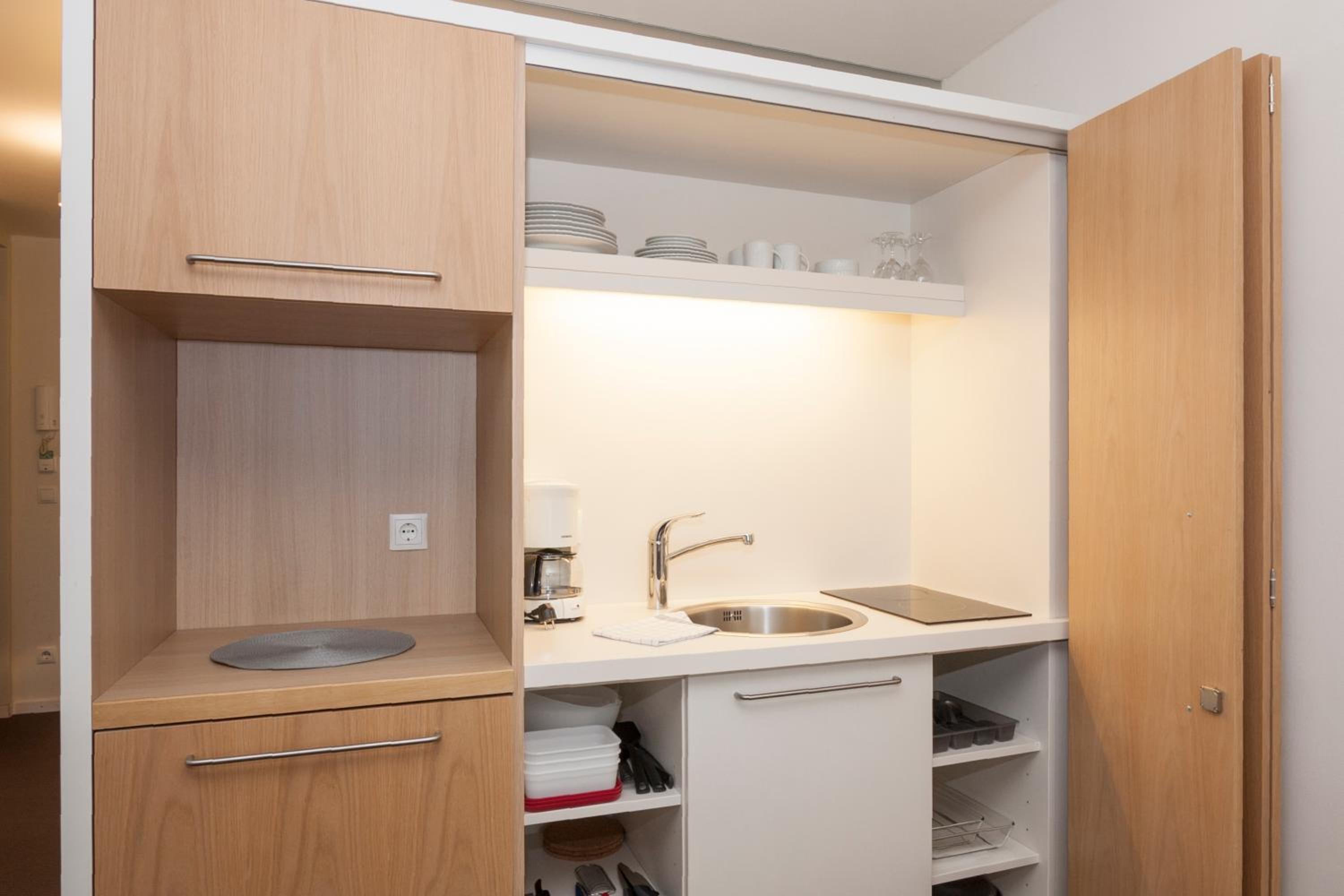 Apartment with Mountain View - Photo 9