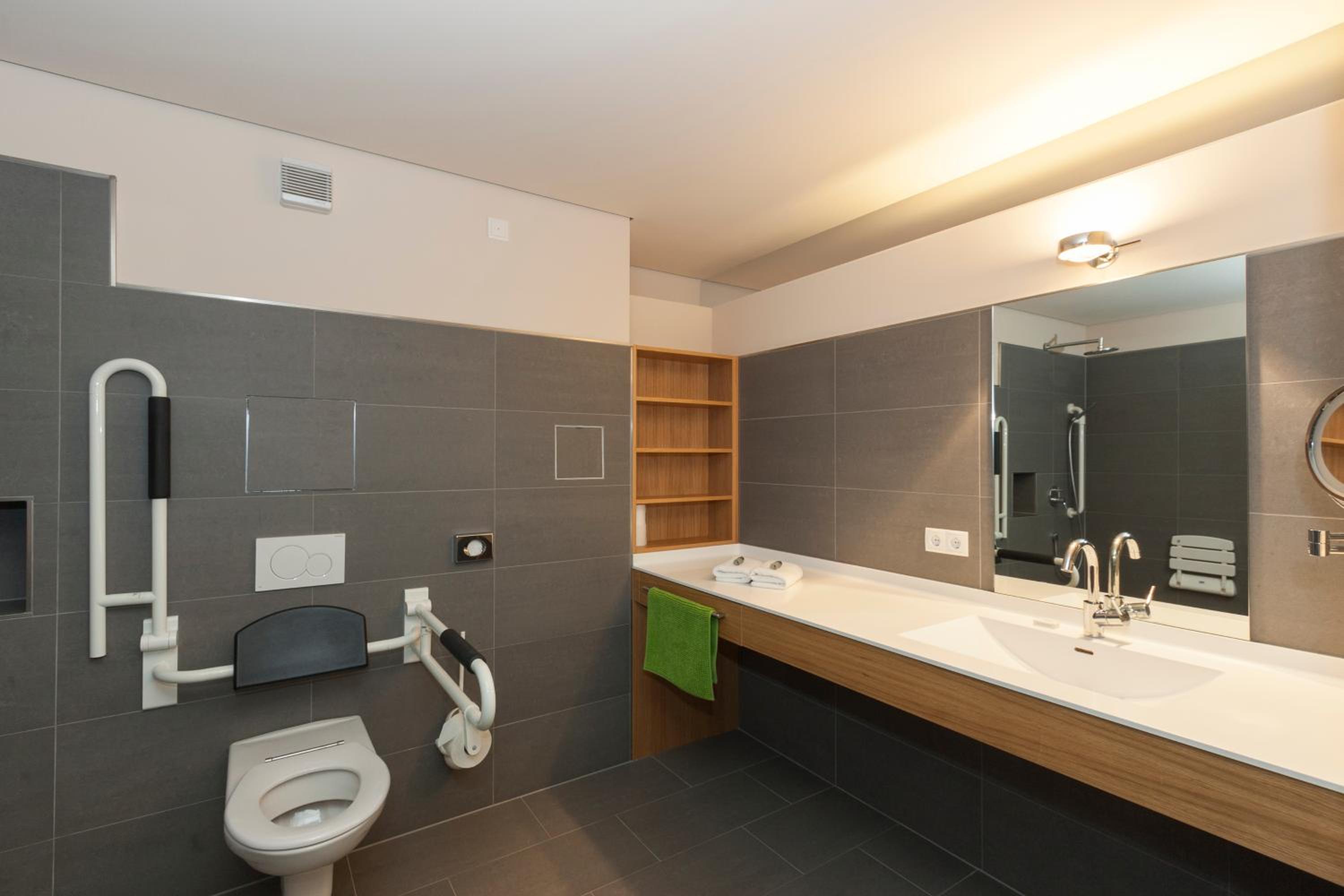 Double Room - Disability Access - Photo 3