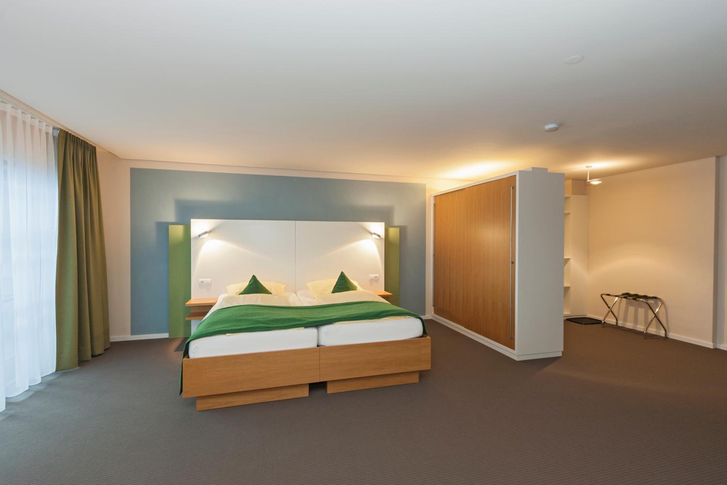 Double Room - Disability Access - Photo 5