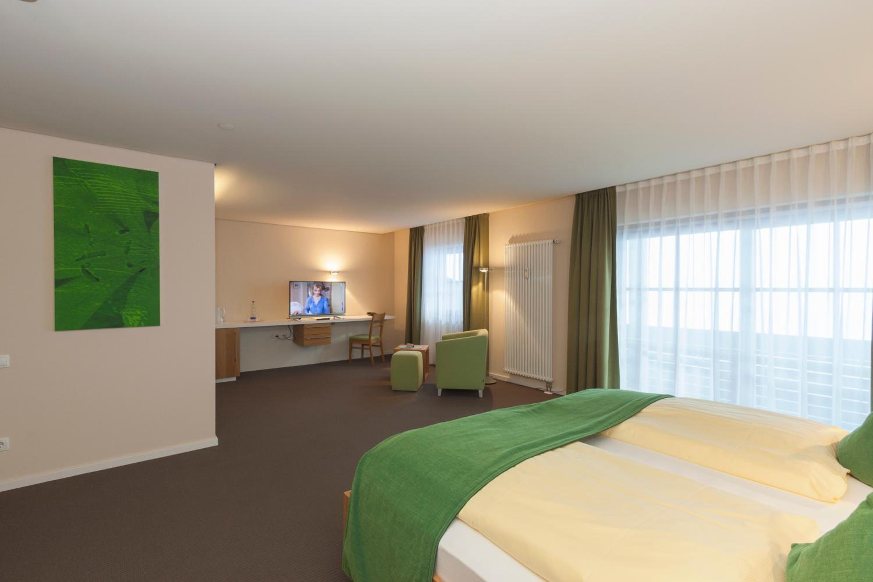 Double Room - Disability Access - Photo 1