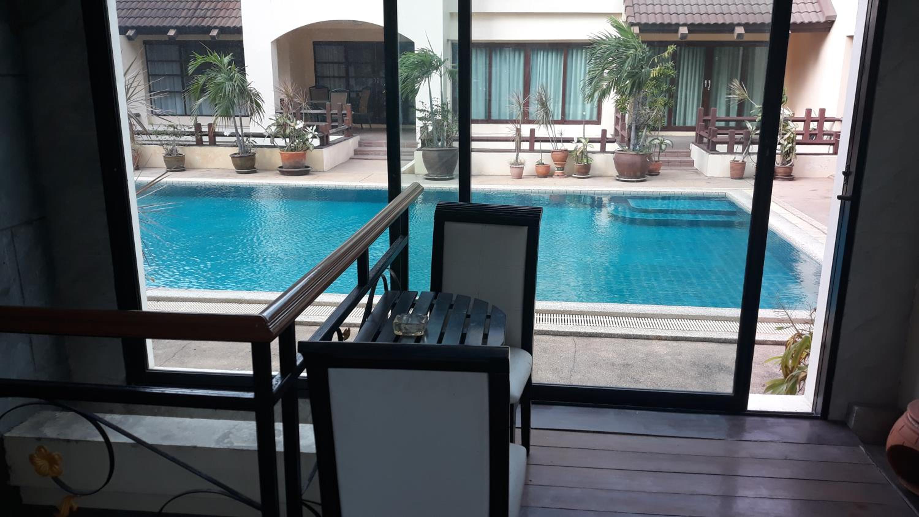 Standard Double Room - Photo 11