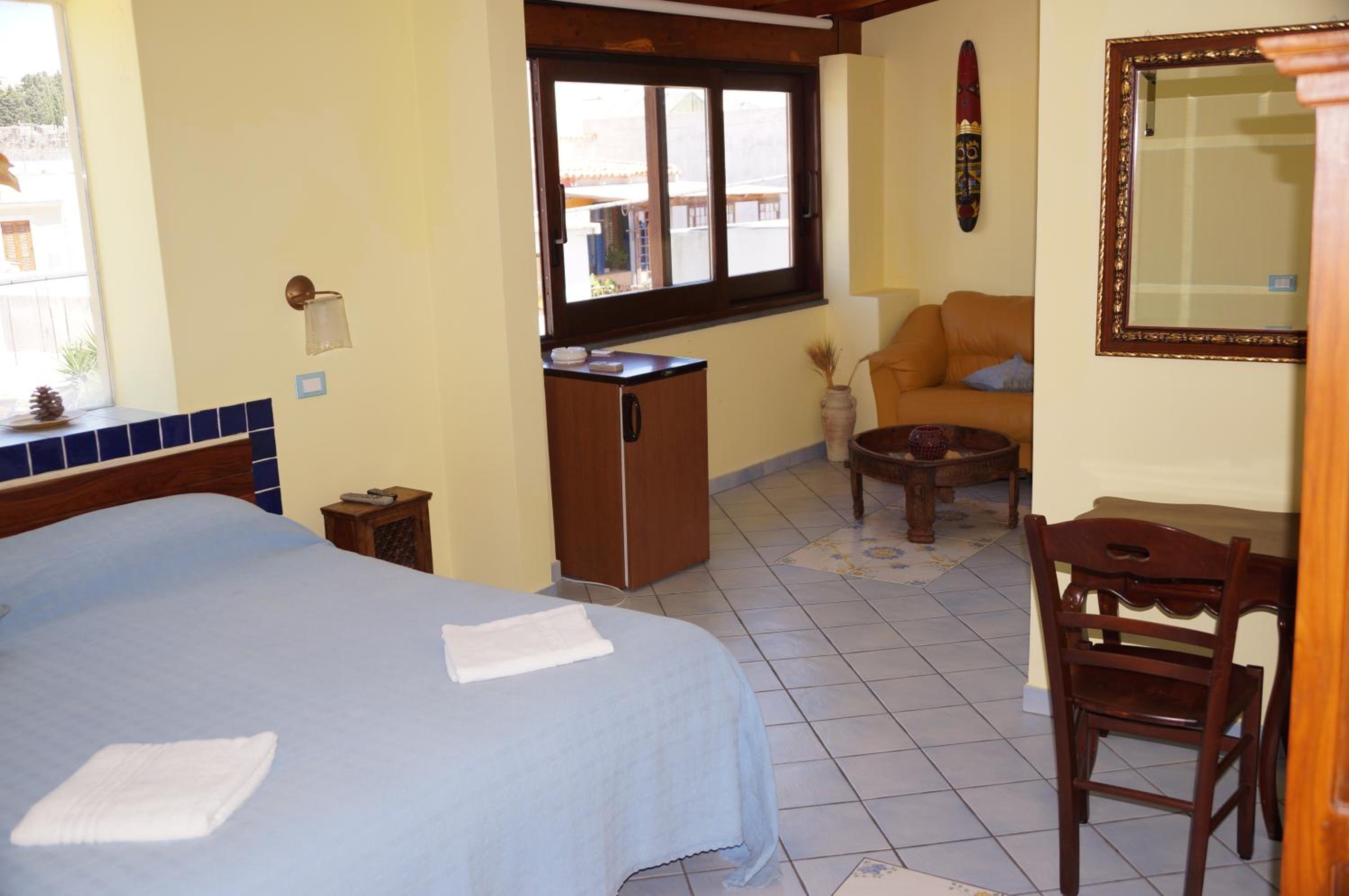 Triple Room photo 2
