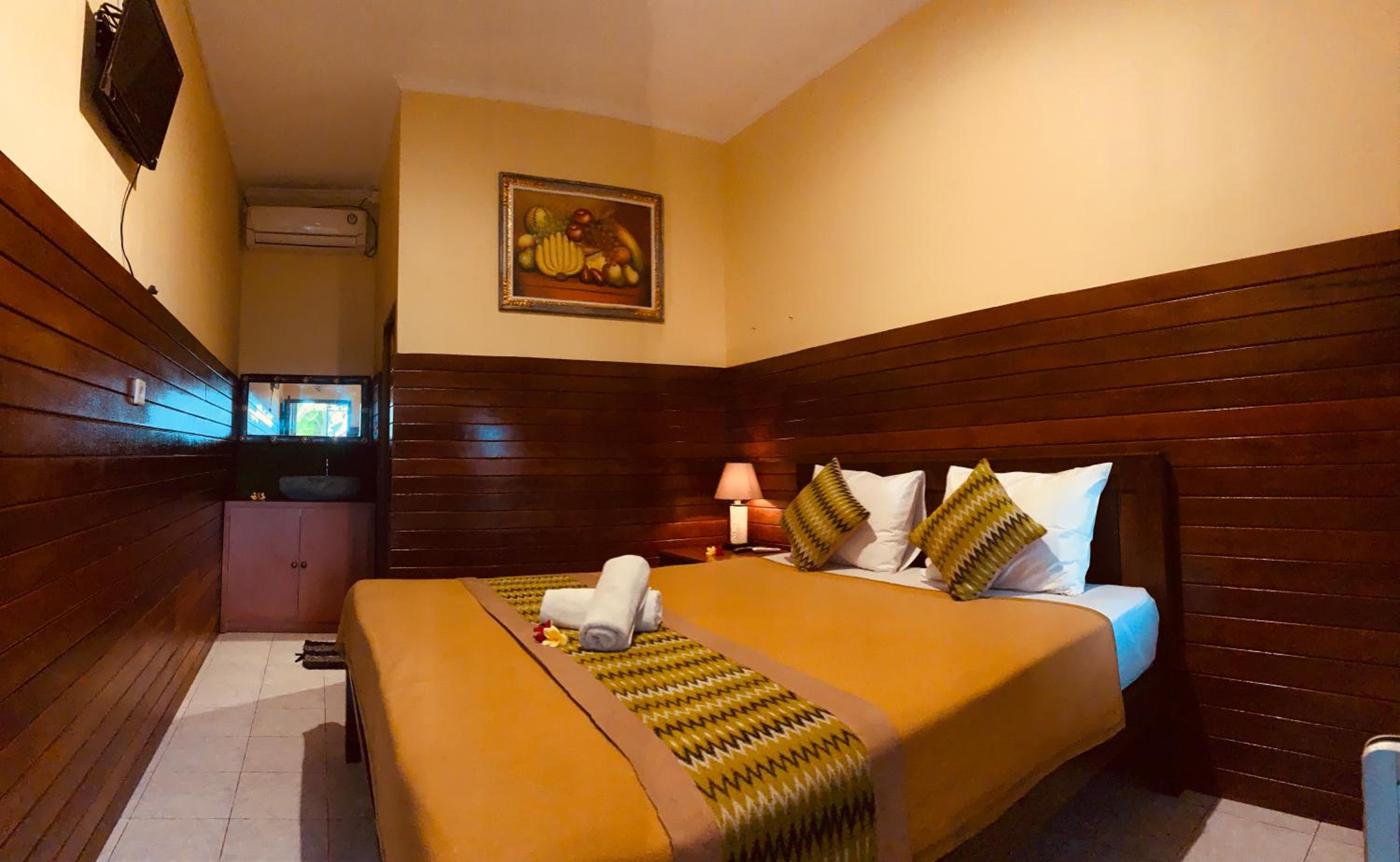 Double or Twin Room - Photo 6