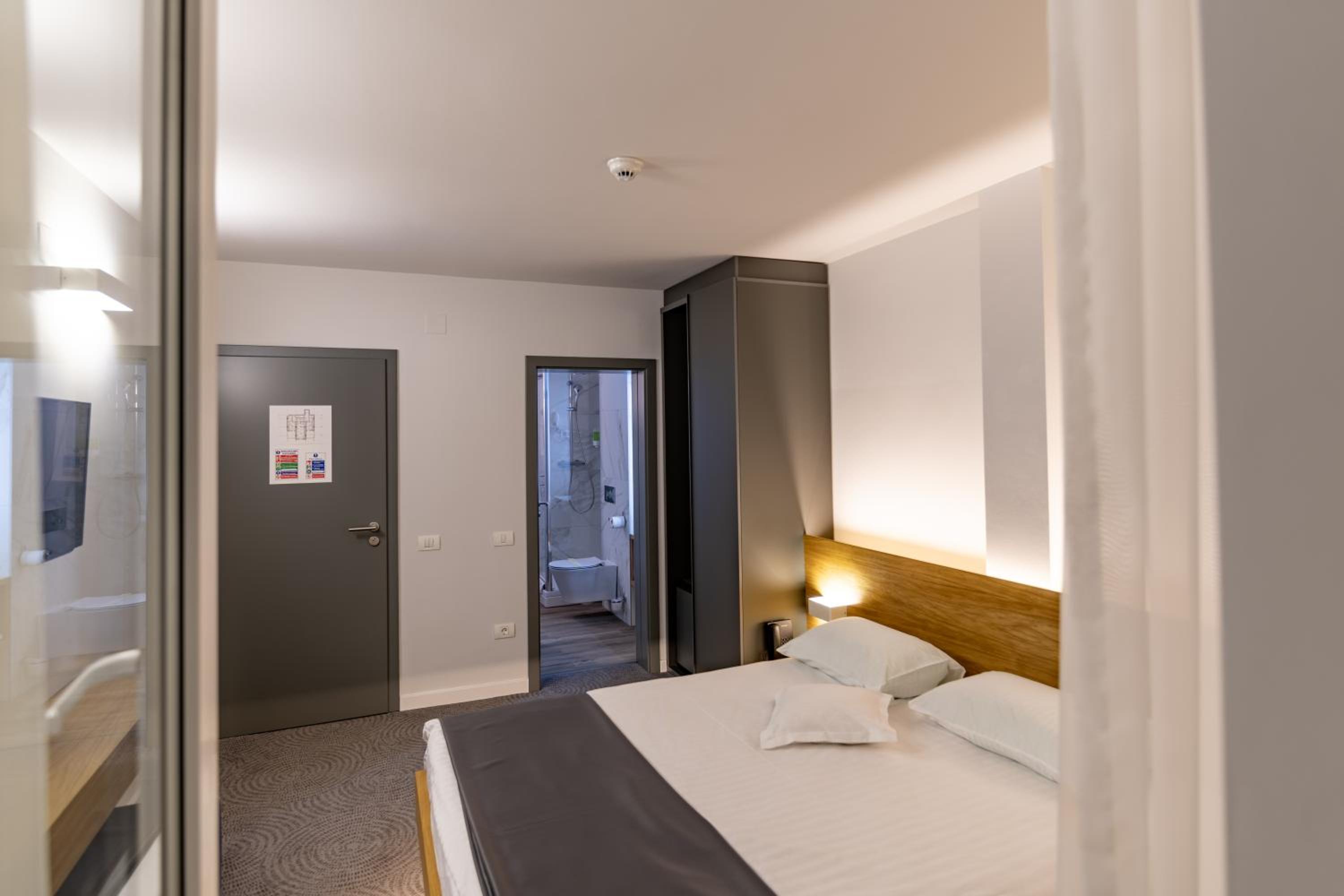 Double Room with Terrace photo 2