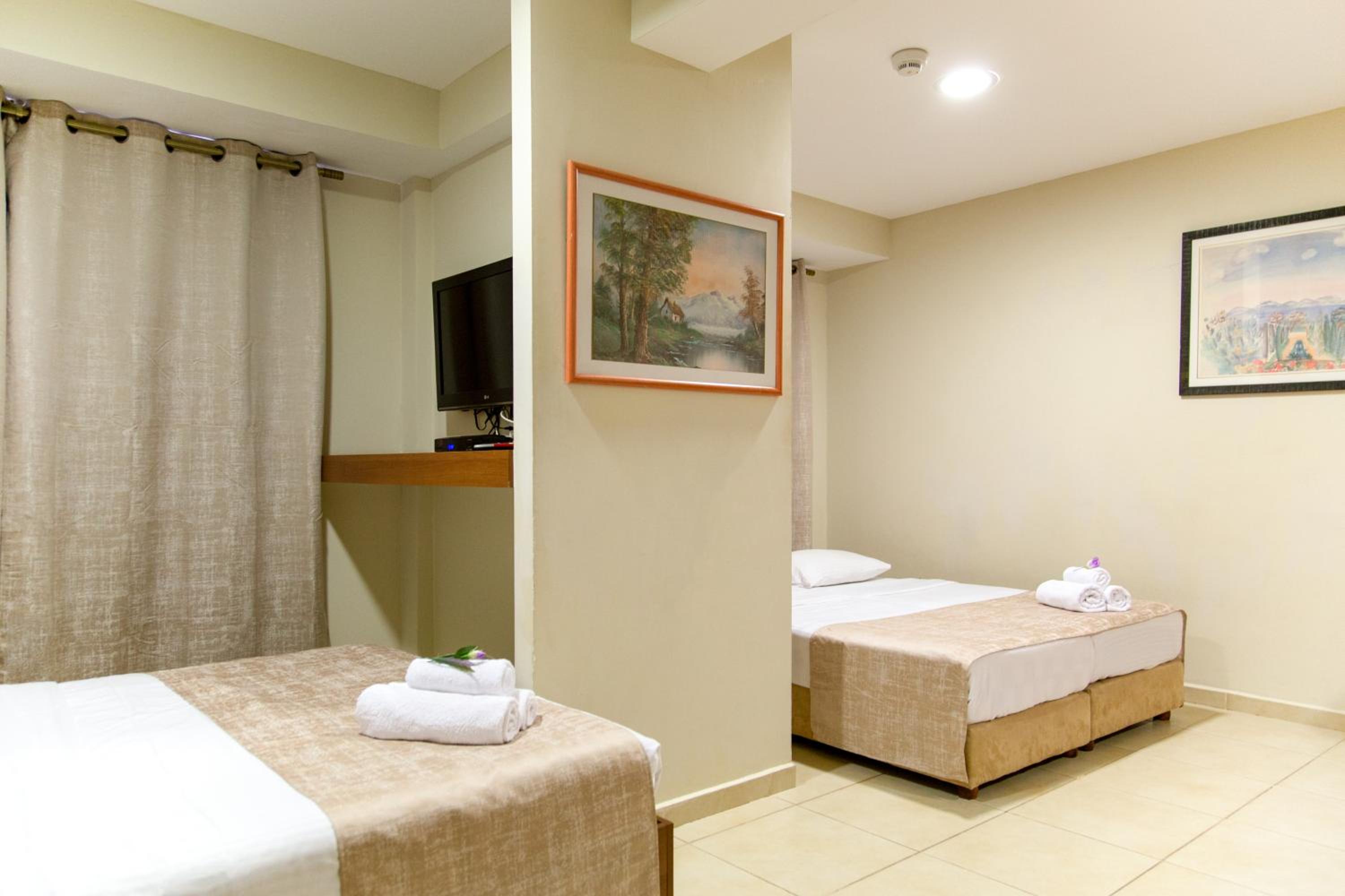 King Suite with Balcony photo 2
