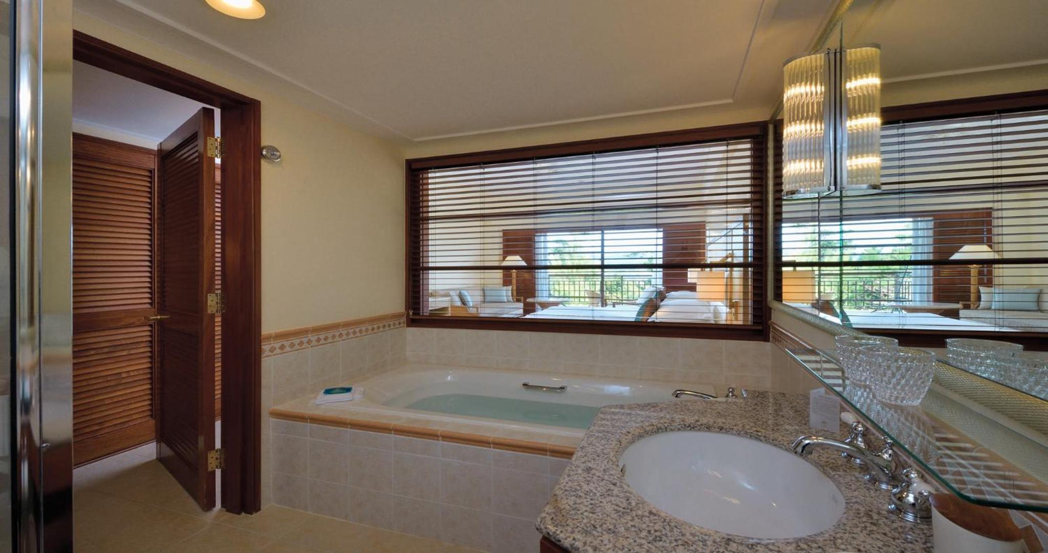 Standard Twin Room photo 2