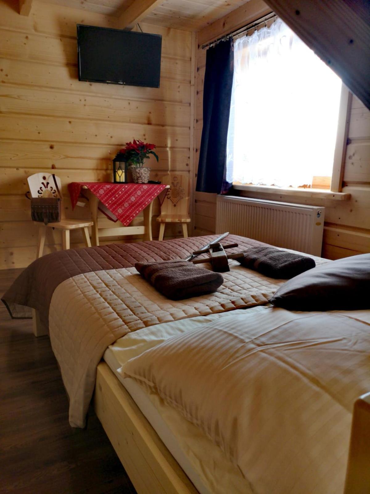 Double Room - Photo 2