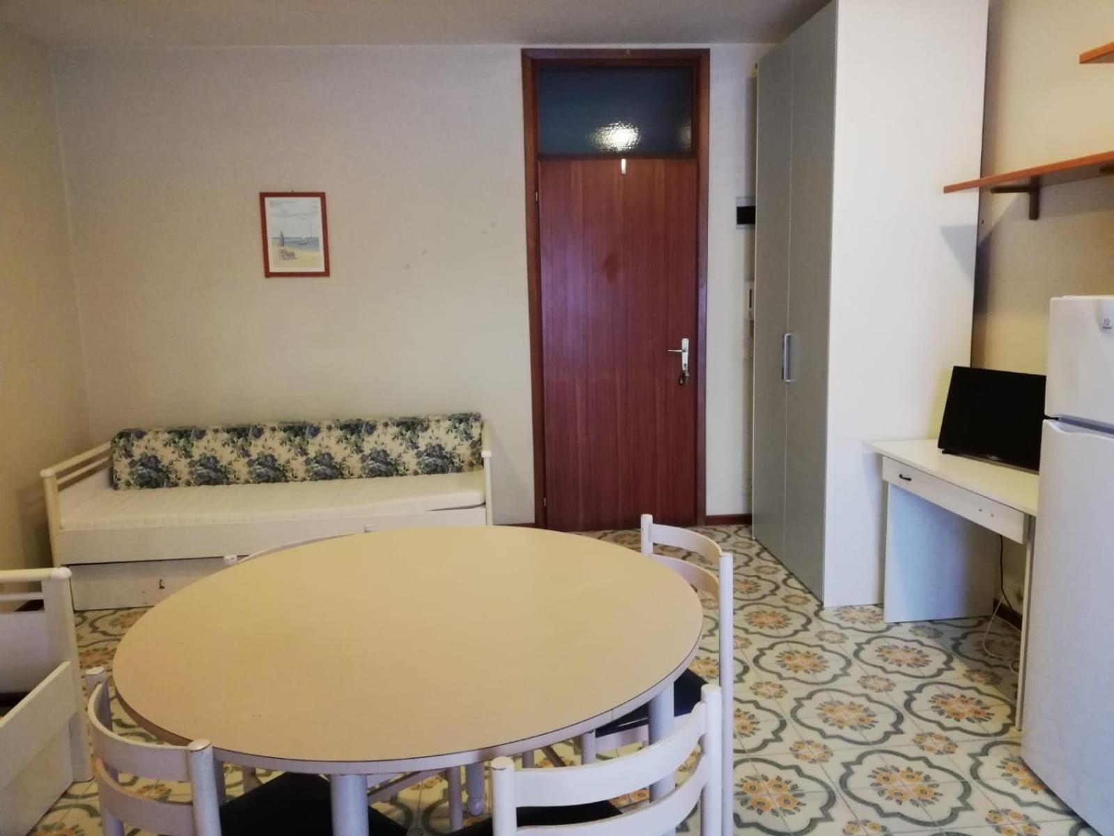 Studio Apartment with Sea View