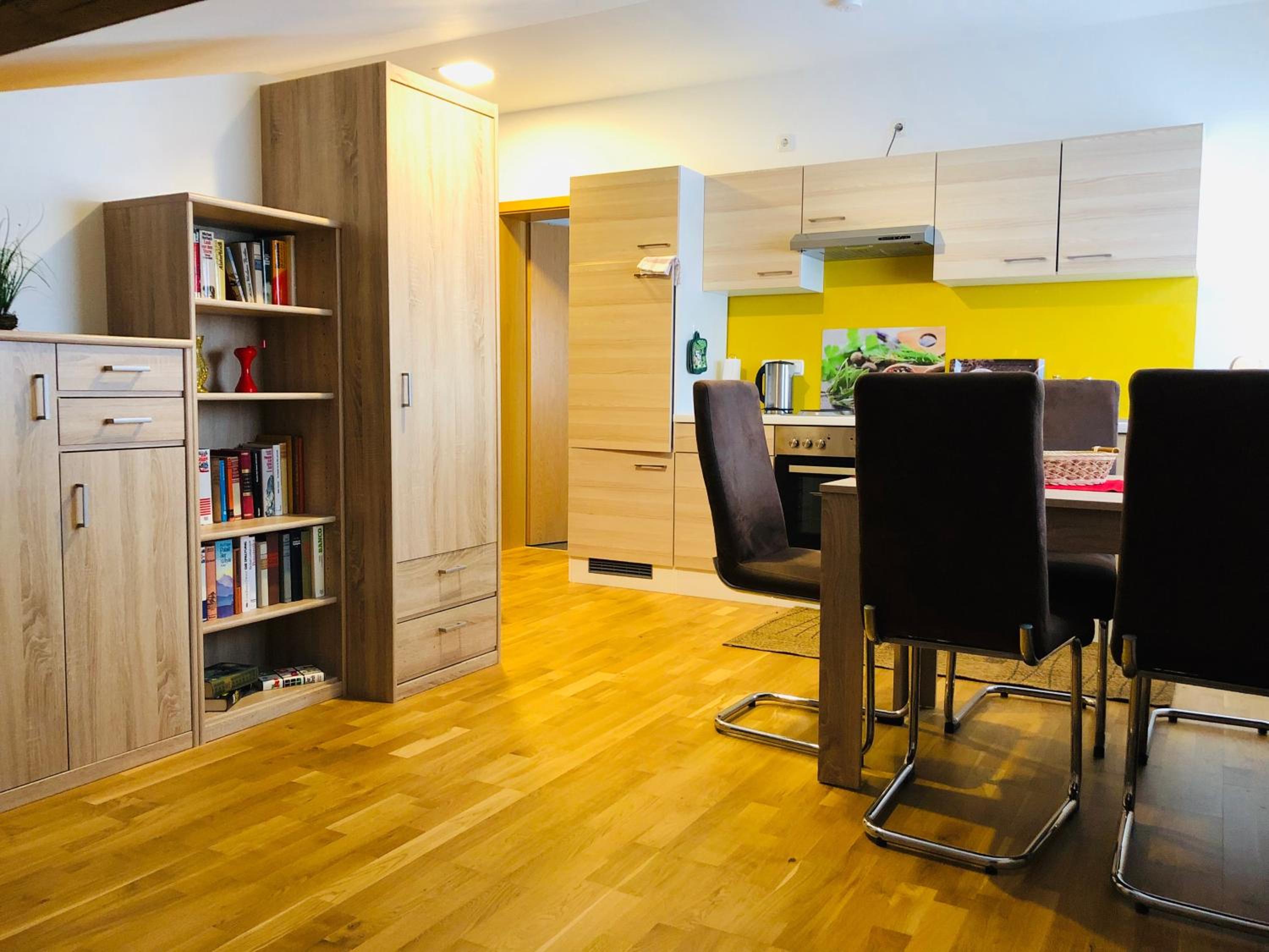 Apartment with Mountain View photo 2