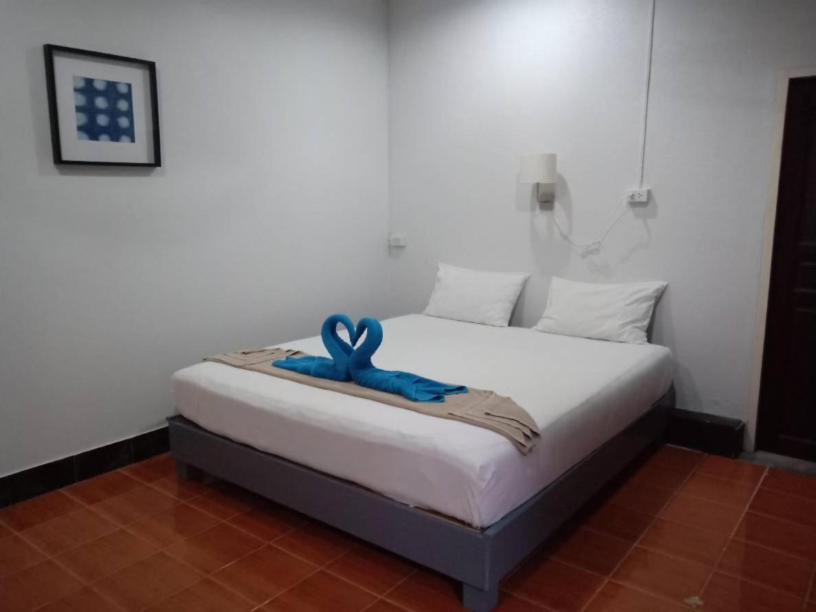Small Double Room with Fan photo 2