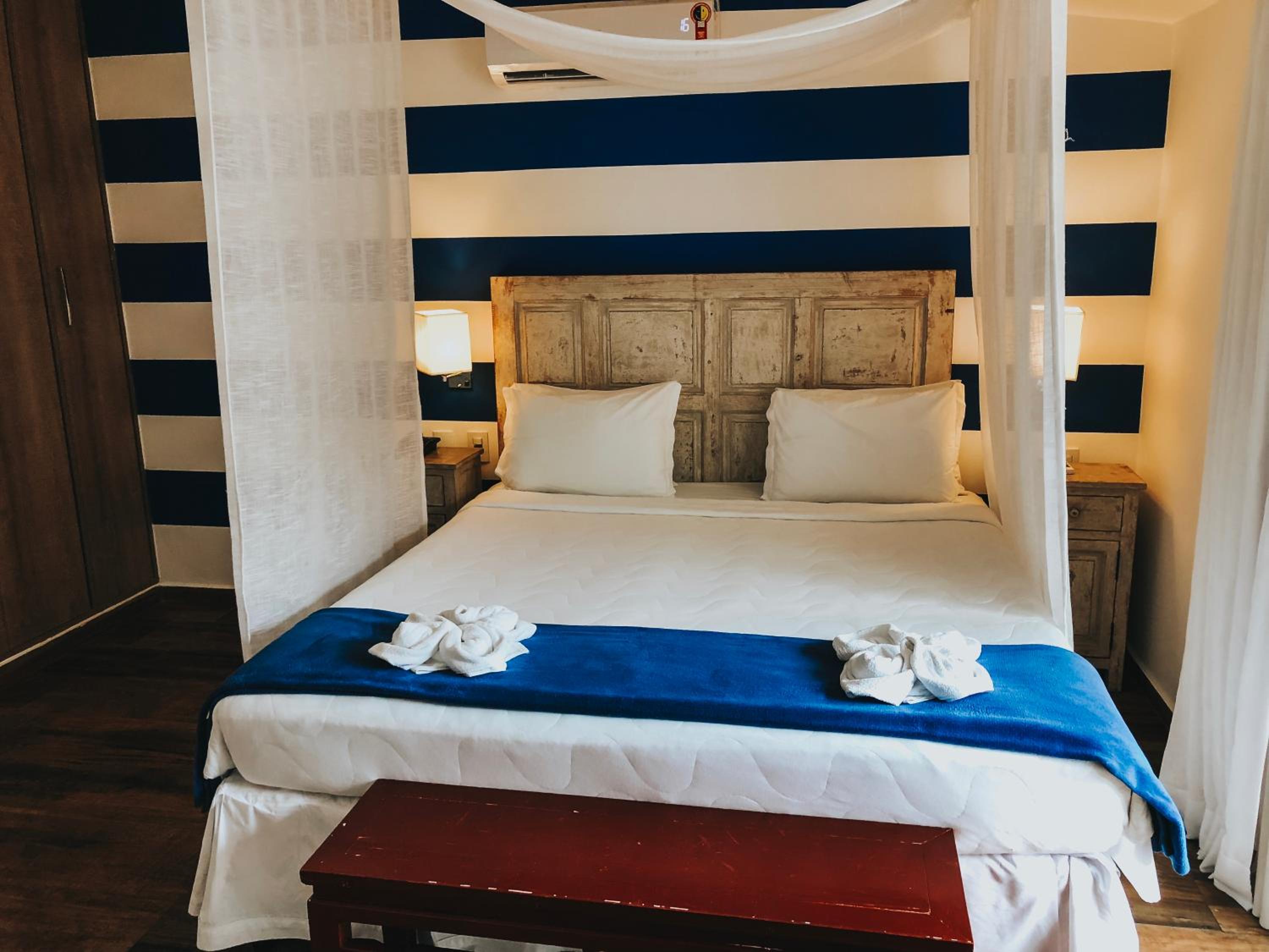 Premium Quadruple Room