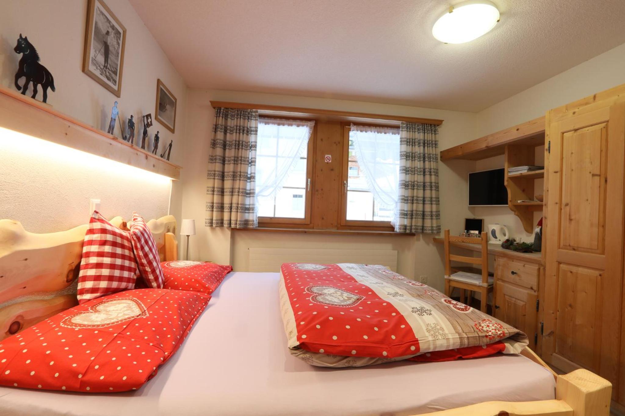 Double or Twin Room with Private Bathroom photo 2