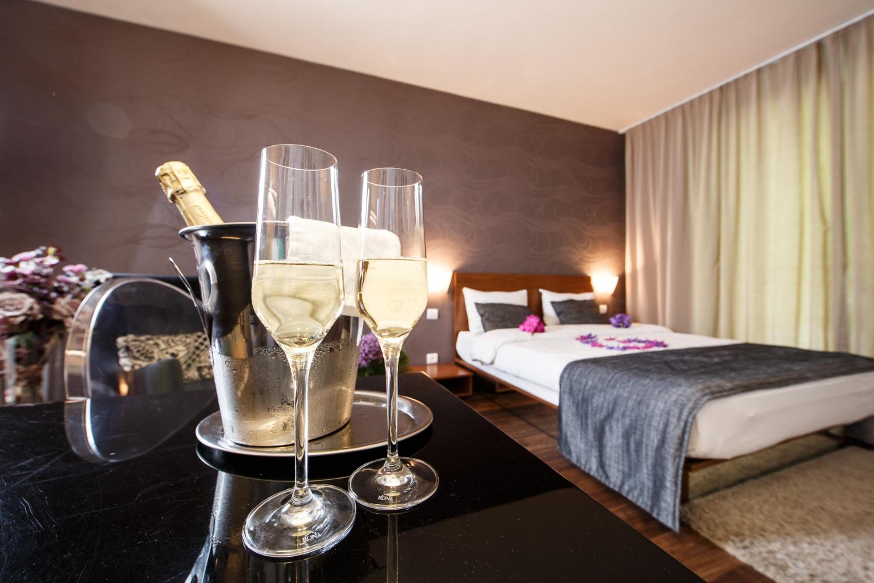 Deluxe Double Room - Photo 1
