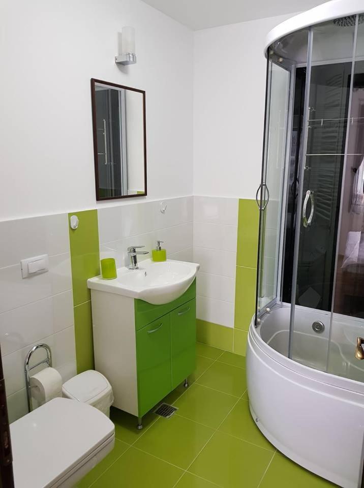 Triple Room - Photo 1