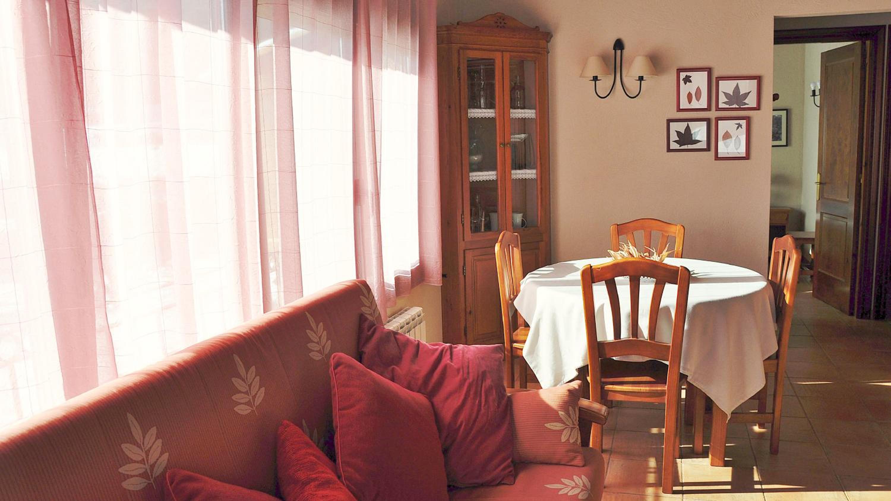 Two-Bedroom Apartment (4 Adults) photo 2