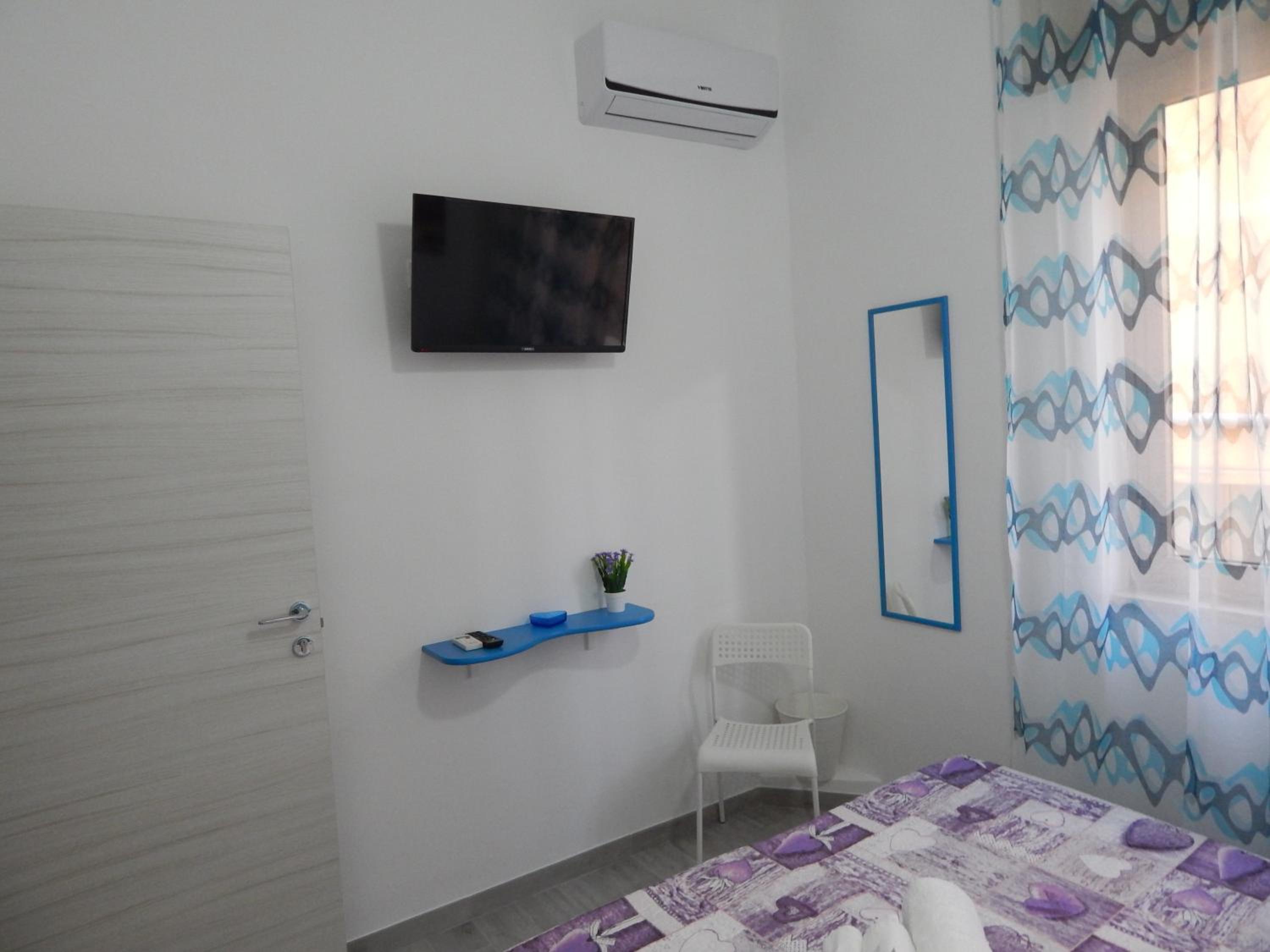 Deluxe Room (1 adult + 1 child) photo 1