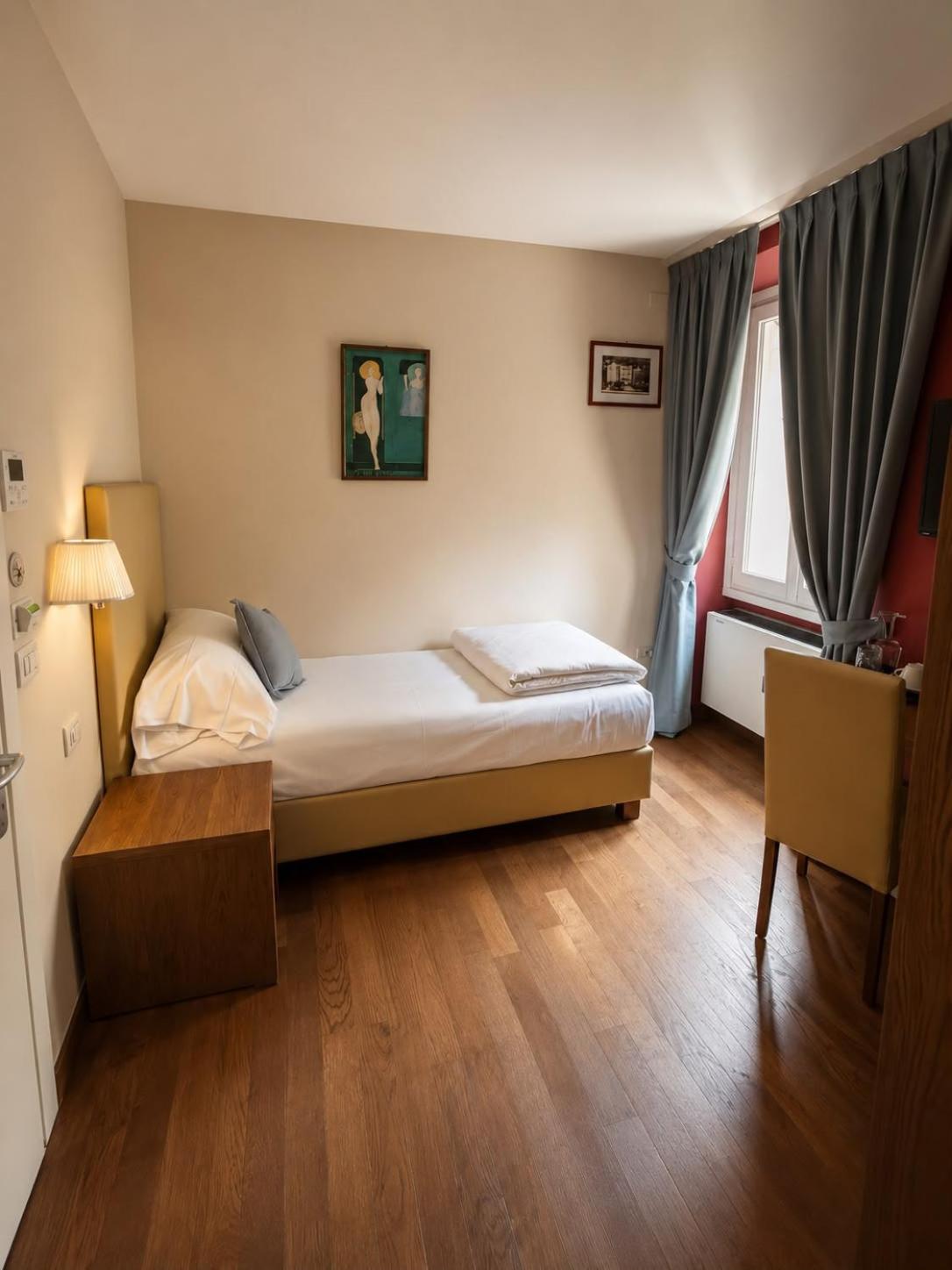 Standard Single Room photo 2
