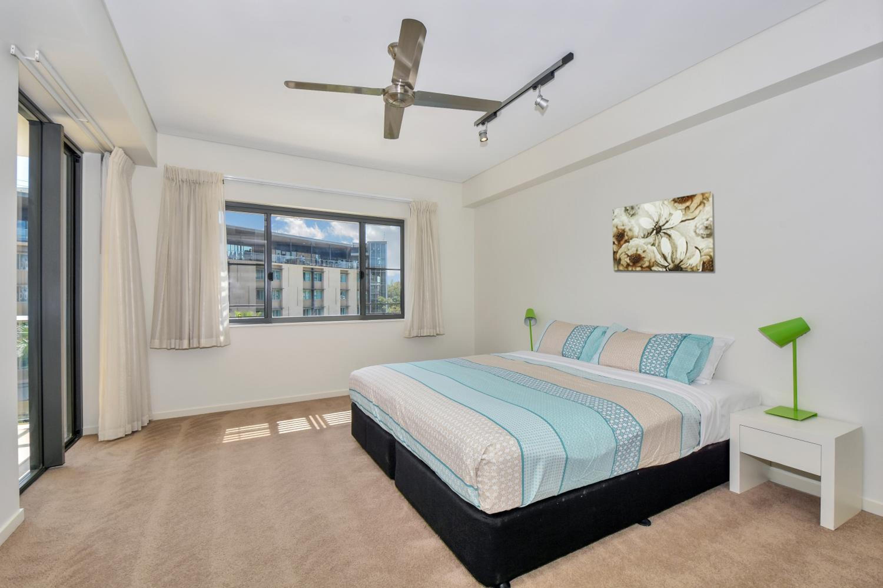 One-Bedroom Apartment photo 3