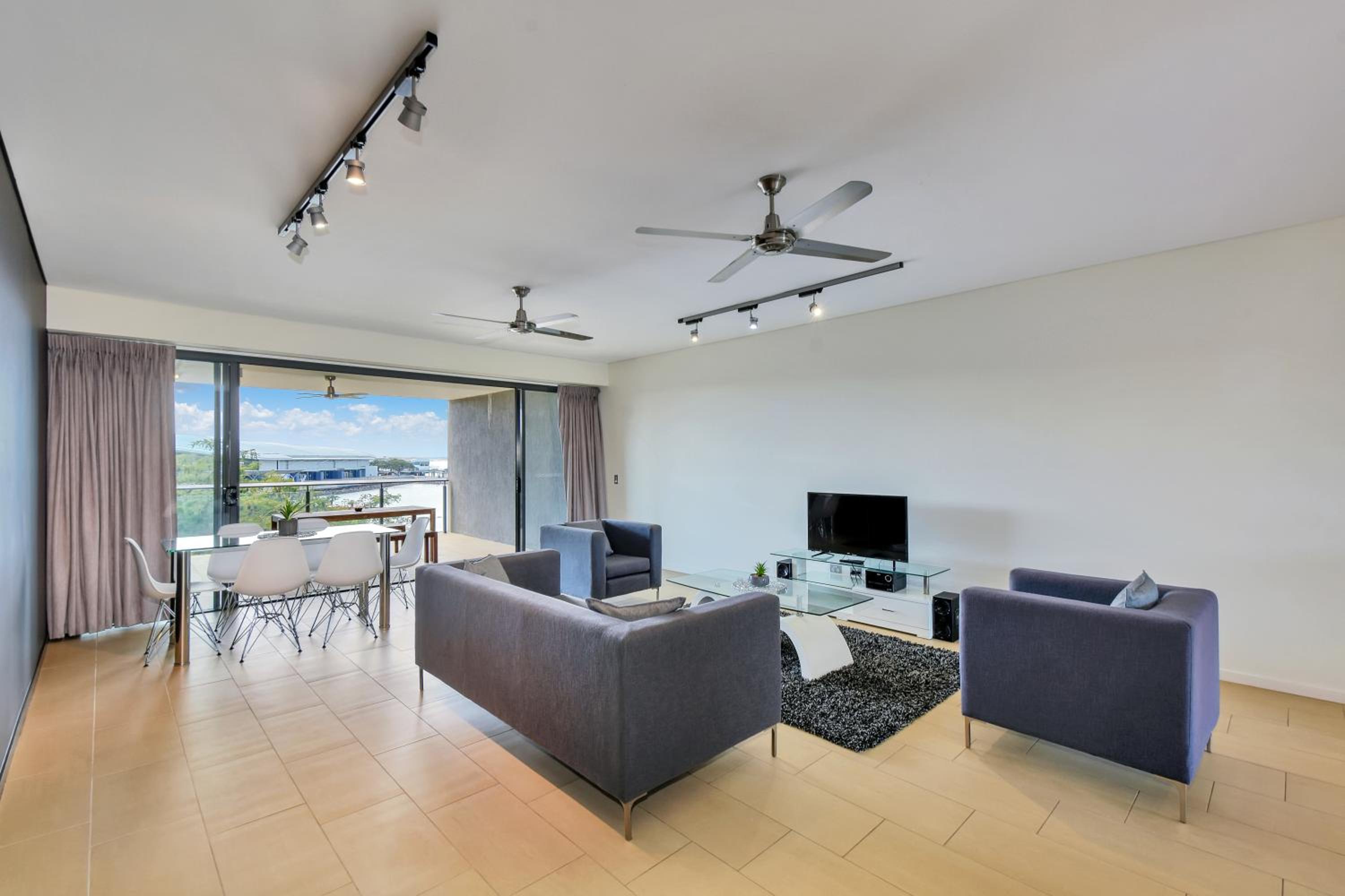 Three-Bedroom Apartment - Photo 1