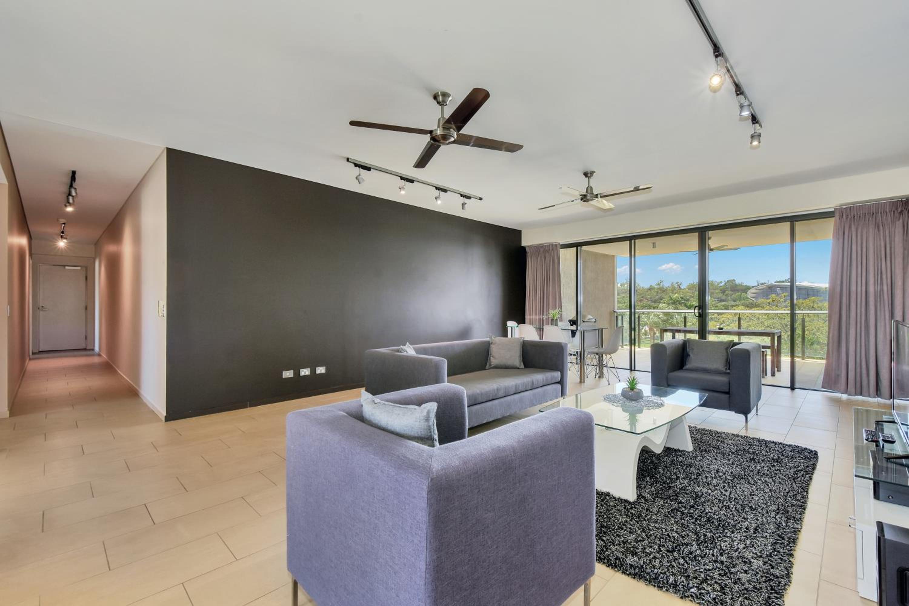 Three-Bedroom Apartment - Photo 17