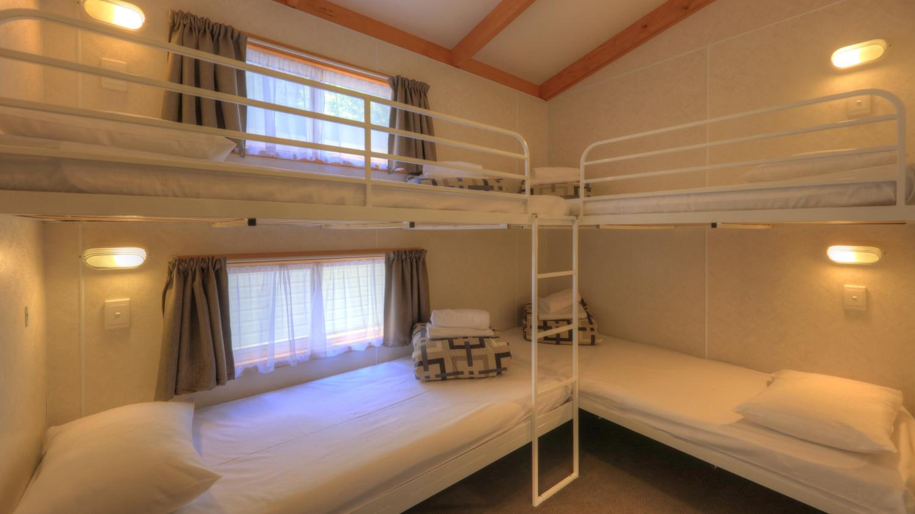 Riverfront Superior Cabins photo 3