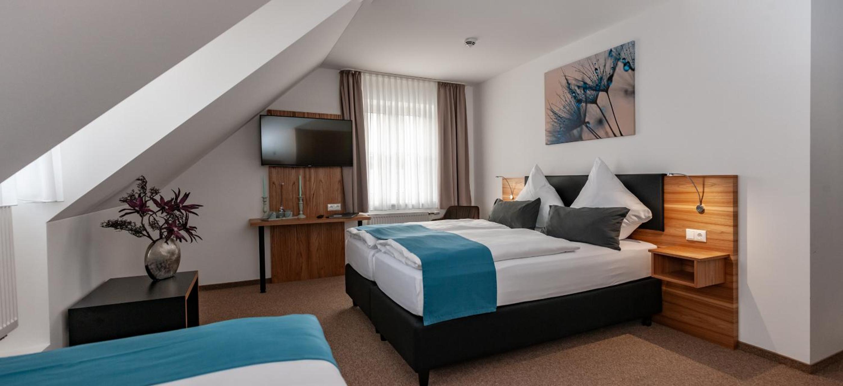 Triple Room with Private Bathroom photo 1