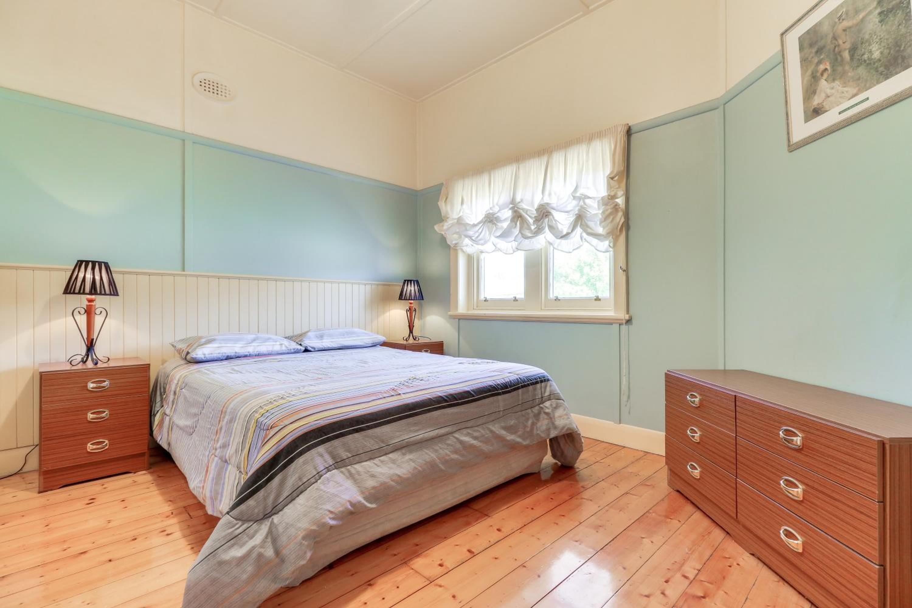 Three-Bedroom House photo 1