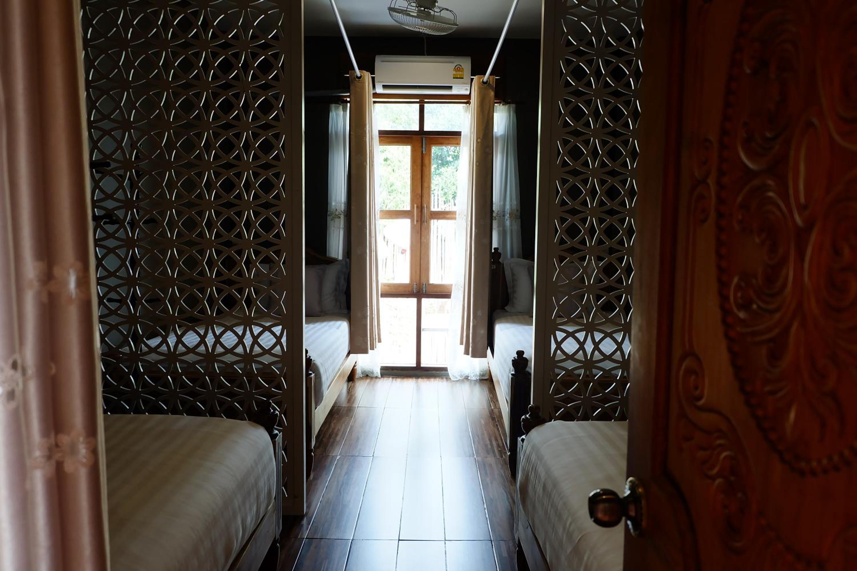 Posto Letto in Dormitorio Femminile per 4 Persone