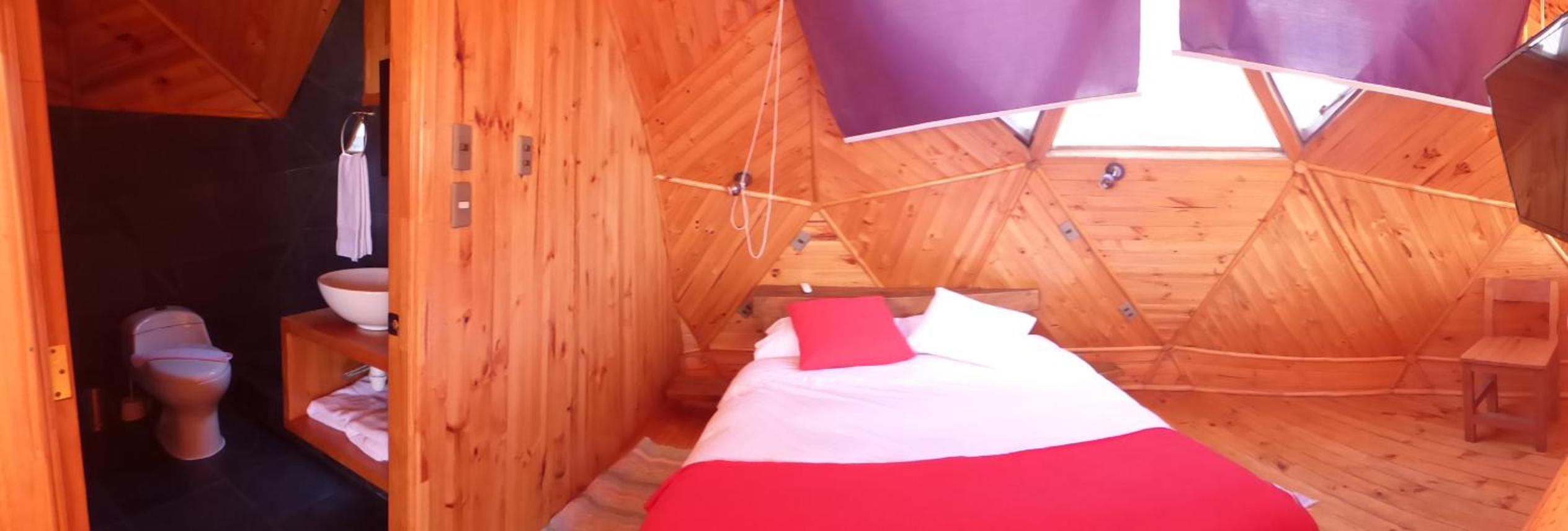 Two-Bedroom Bungalow (6 Adults)