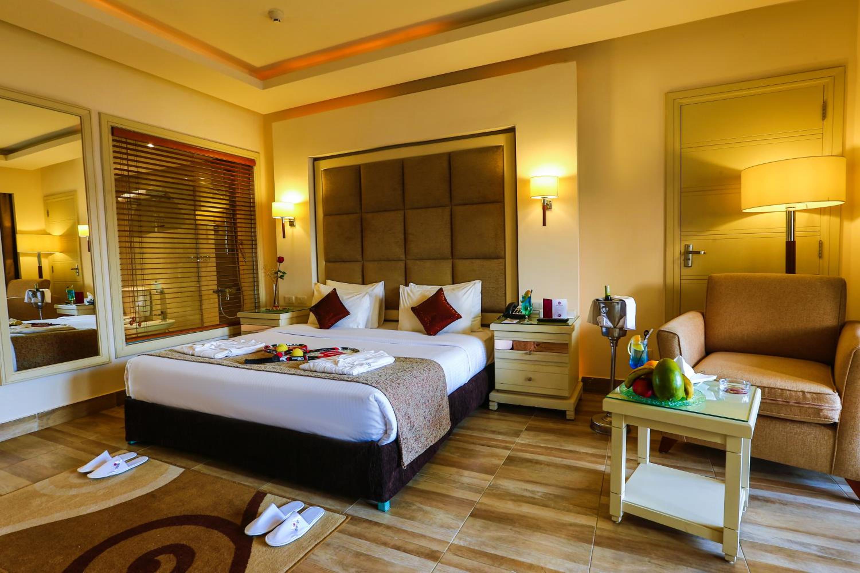 Deluxe Double Room with Garden View
