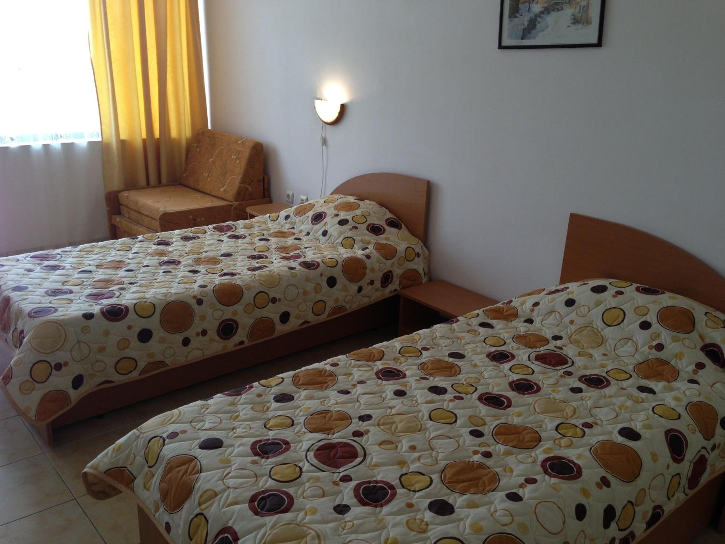 Twin Room with Balcony photo 3