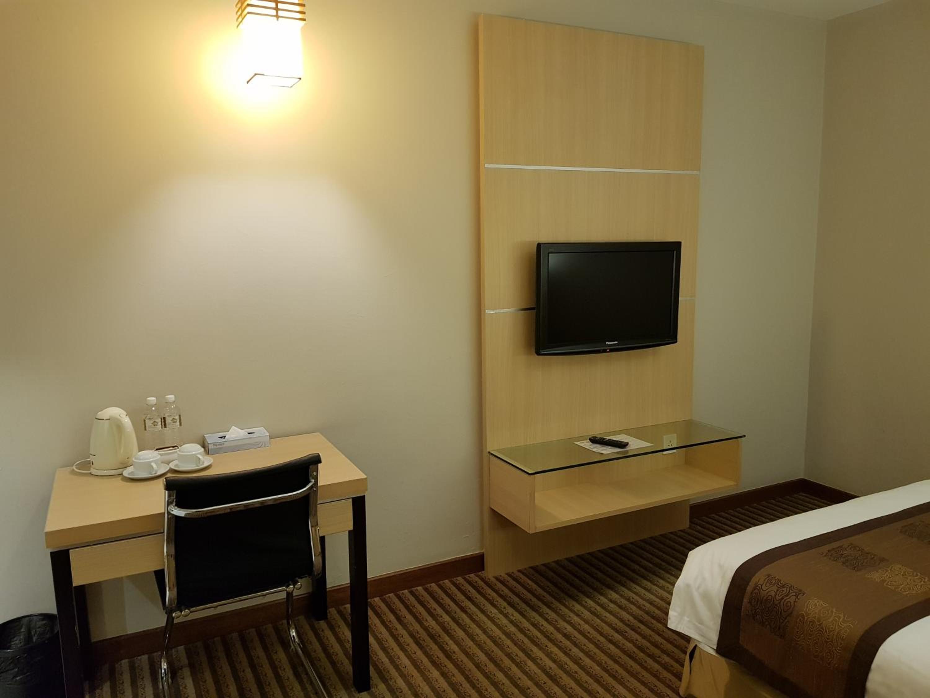 Standard Double Room (No Window) - Non Smoking photo 1