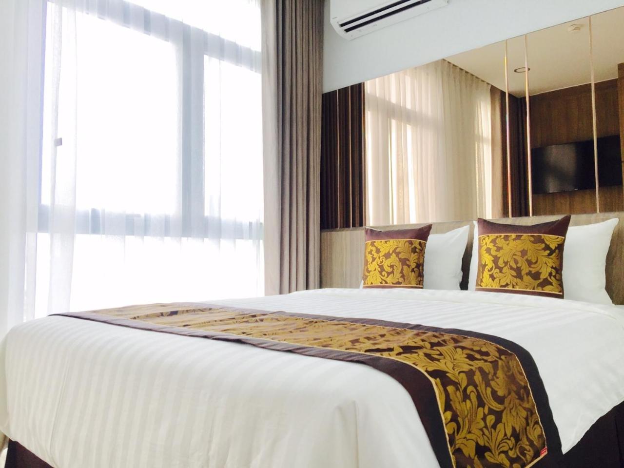 Superior Family Suites with Balcony photo 1