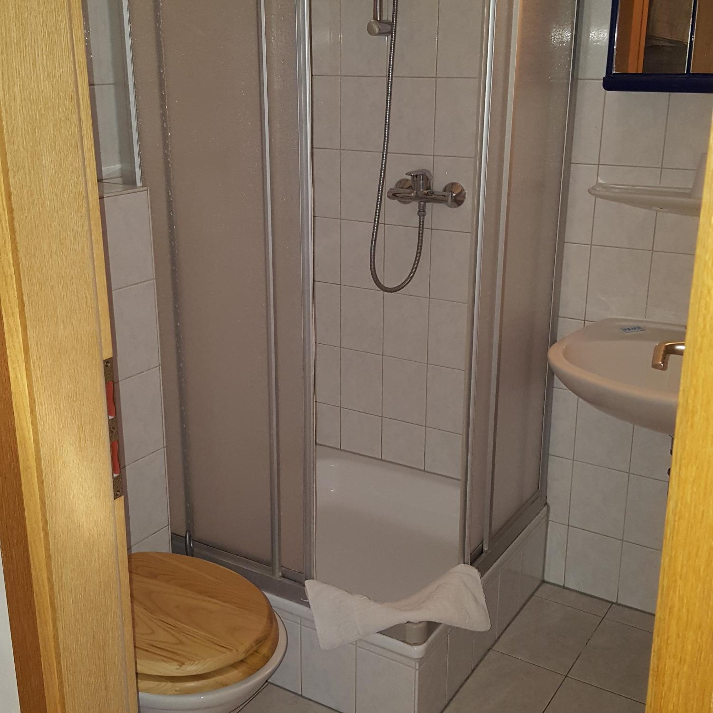 Double Room - Photo 10