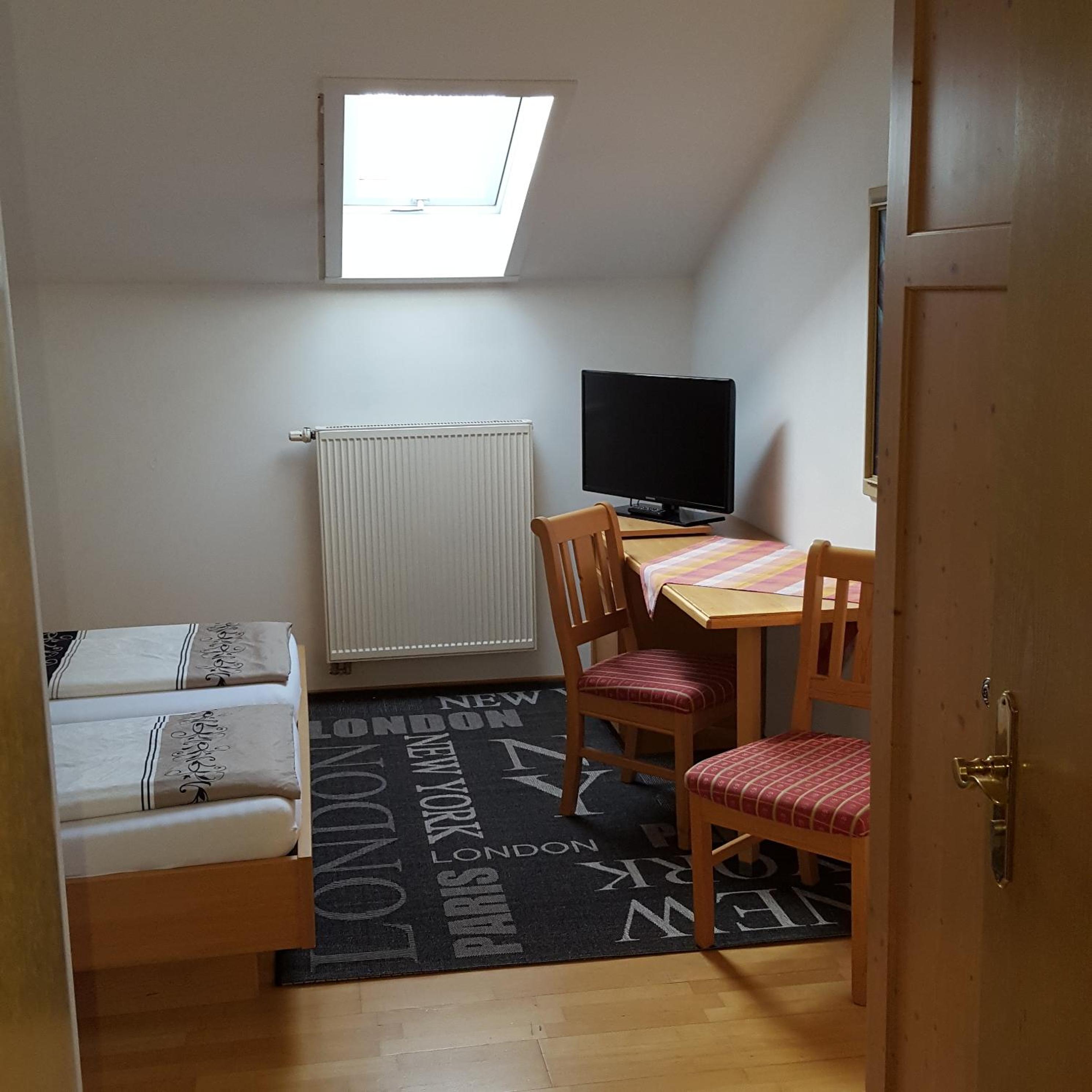 Double Room - Photo 1