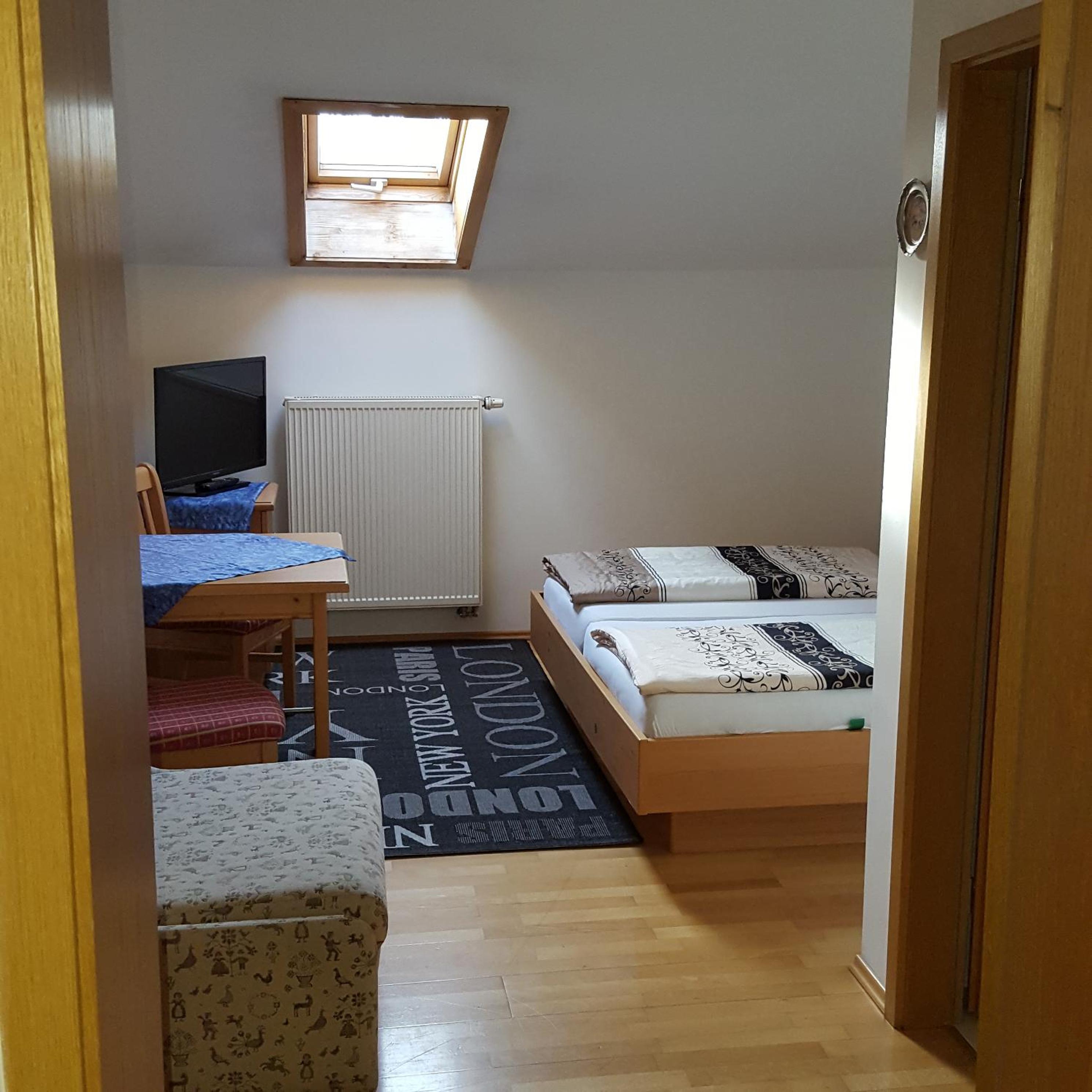 Double Room - Photo 11