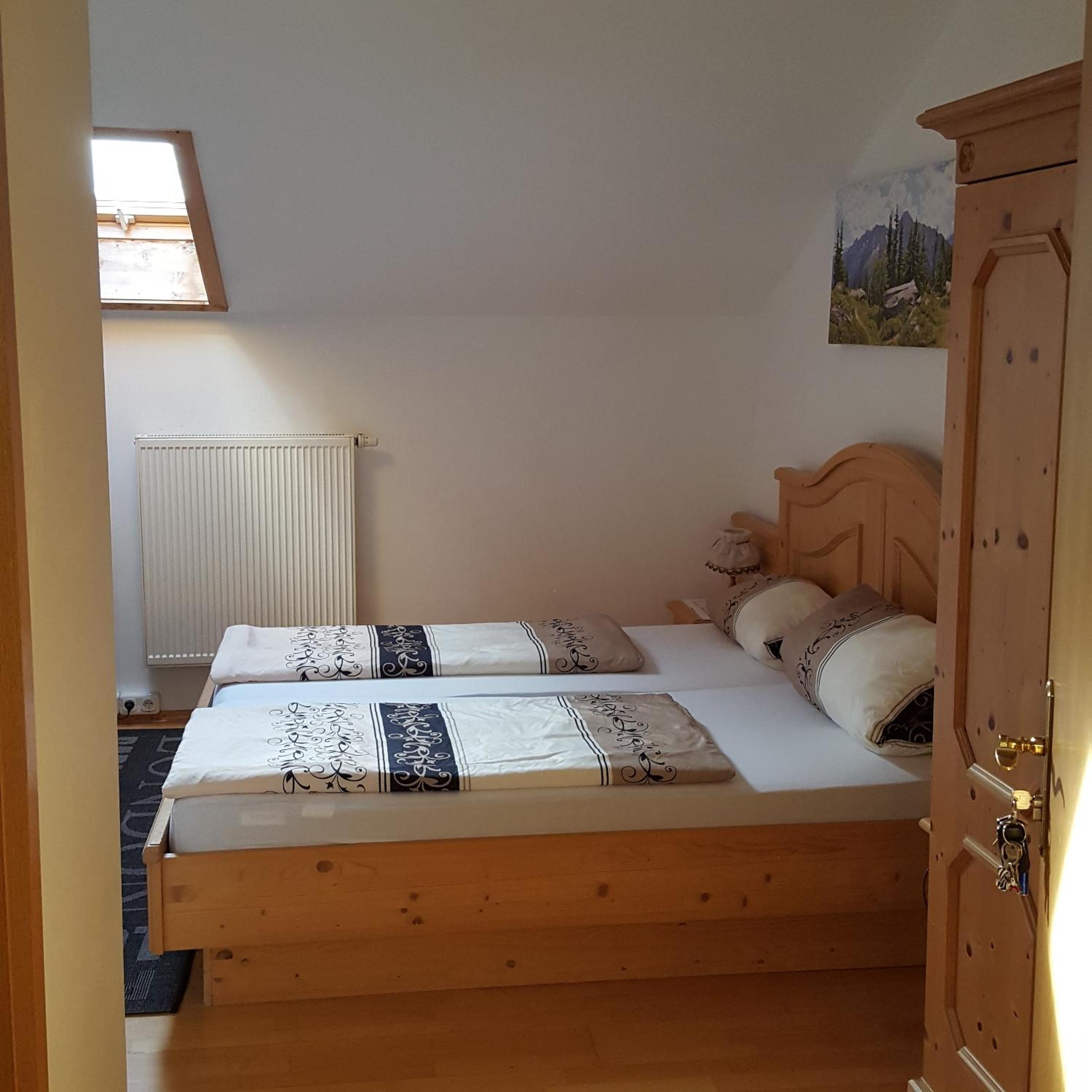 Double Room - Photo 12